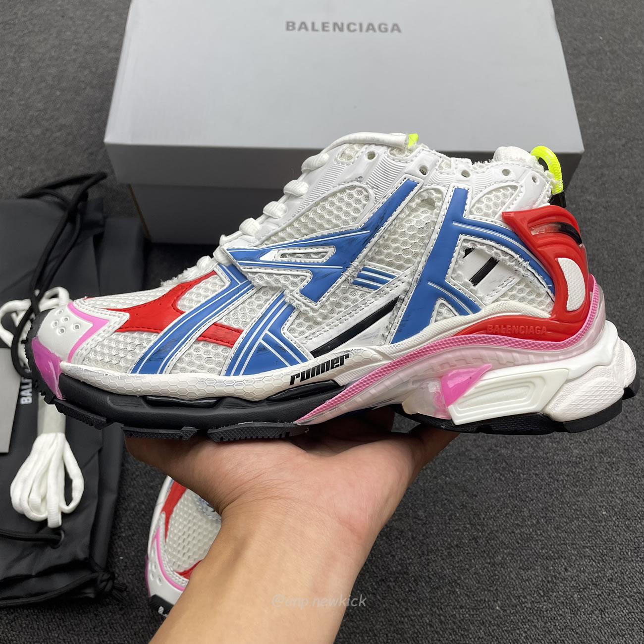Balenciaga Multicolor Mesh Rubber White 677403 W3rb6 9645 (3) - www.newkick.org Balenciaga Multicolor Mesh Rubber White 677403 W3rb6 9645 (3) - www.newkick.org