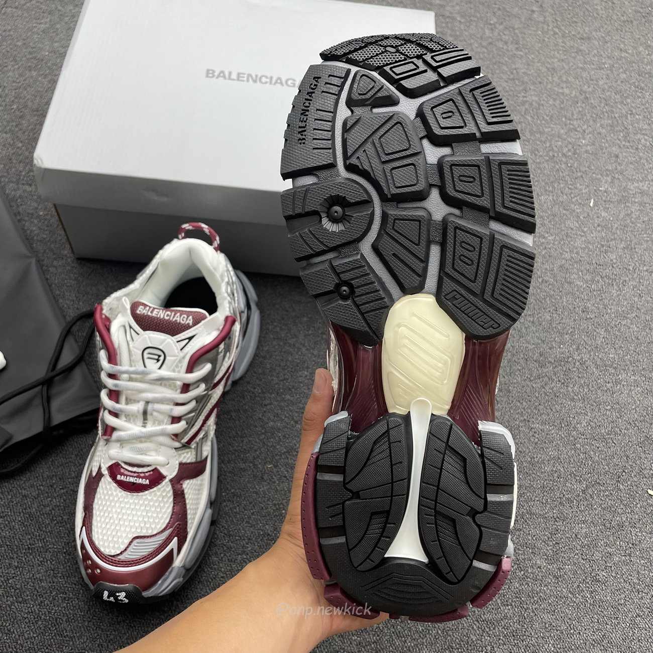 Balenciaga Runner Burgundy 677403w3rb3 (14) - www.newkick.org Balenciaga Runner Burgundy 677403w3rb3 (14) - www.newkick.org