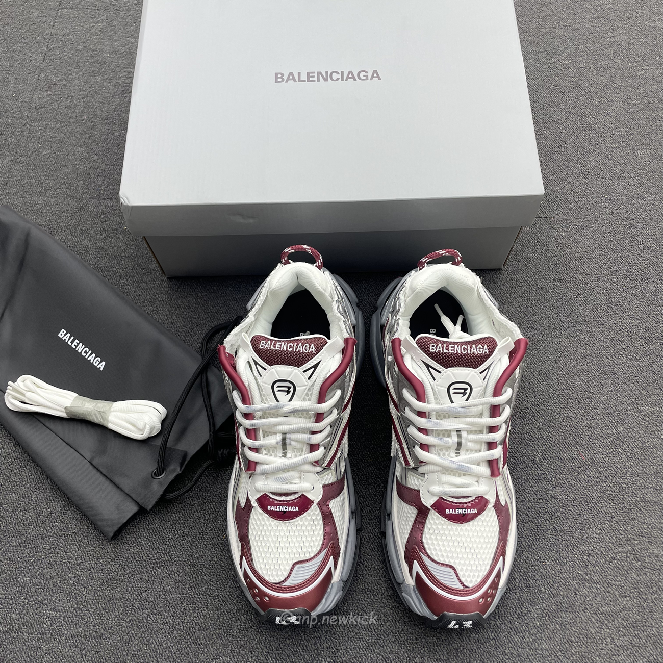 Balenciaga Runner Burgundy 677403w3rb3 (8) - www.newkick.org Balenciaga Runner Burgundy 677403w3rb3 (8) - www.newkick.org