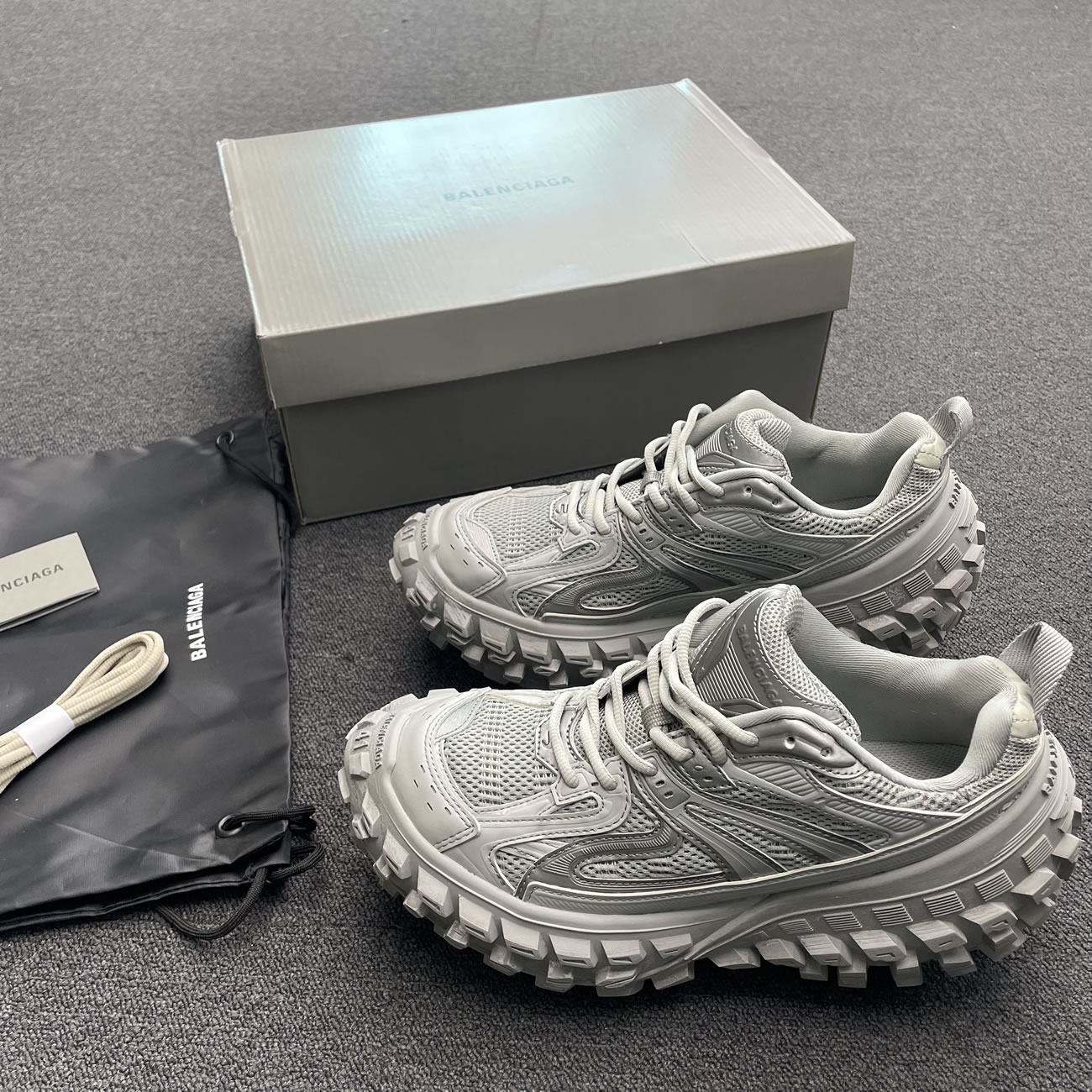 Balenciaga Defender Green Black Grey Navy Beige (21) - www.newkick.org Balenciaga Defender Green Black Grey Navy Beige (21) - www.newkick.org