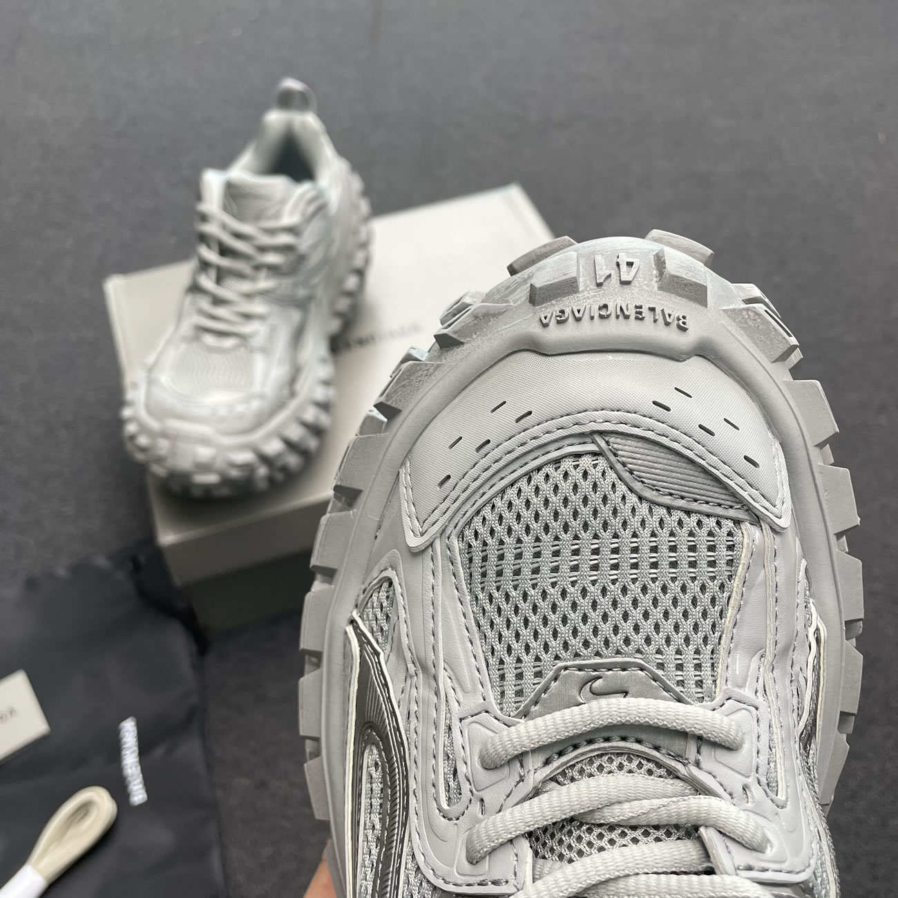 Balenciaga Defender Green Black Grey Navy Beige (22) - www.newkick.org Balenciaga Defender Green Black Grey Navy Beige (22) - www.newkick.org