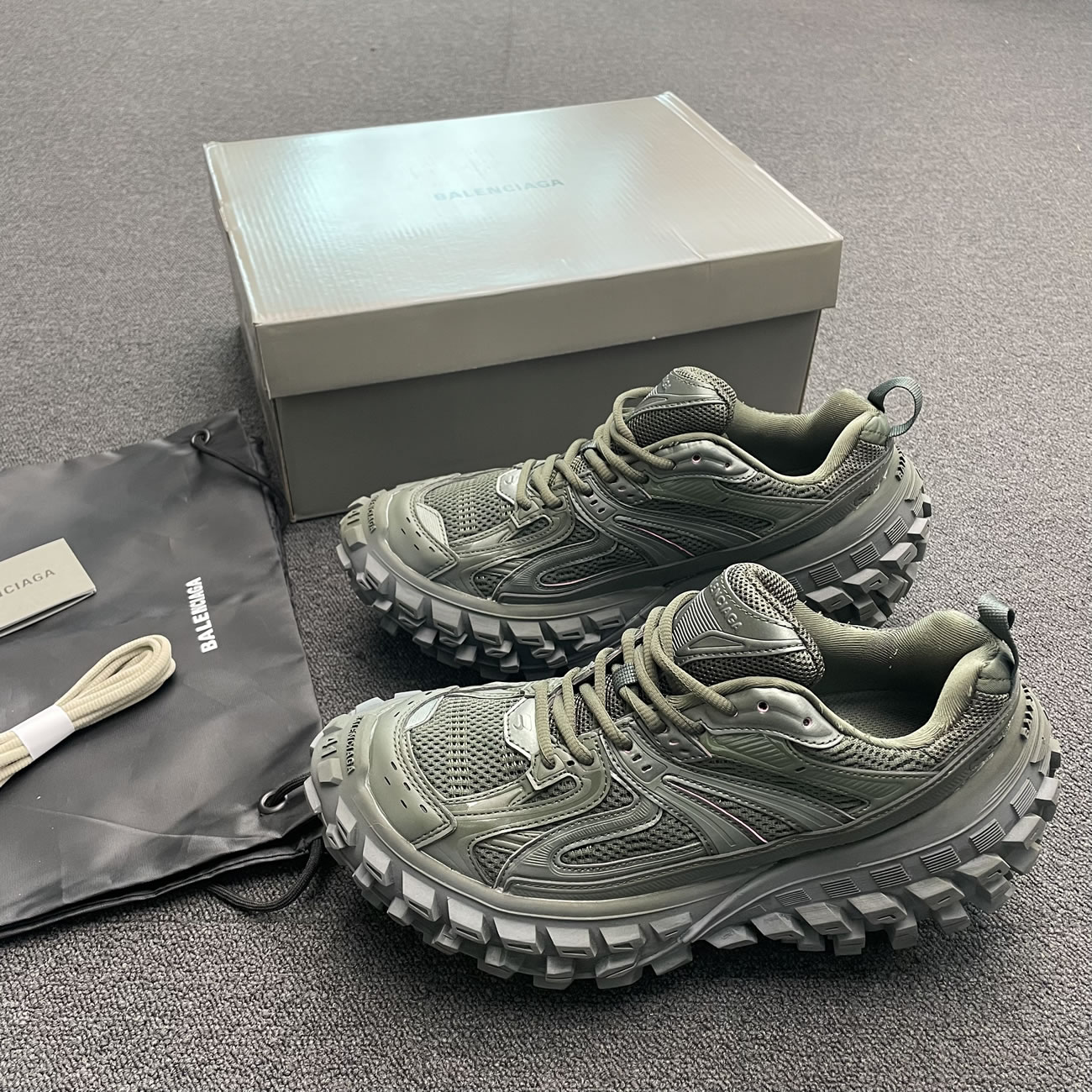 Balenciaga Defender Green Black Grey Navy Beige (32) - www.newkick.org Balenciaga Defender Green Black Grey Navy Beige (32) - www.newkick.org