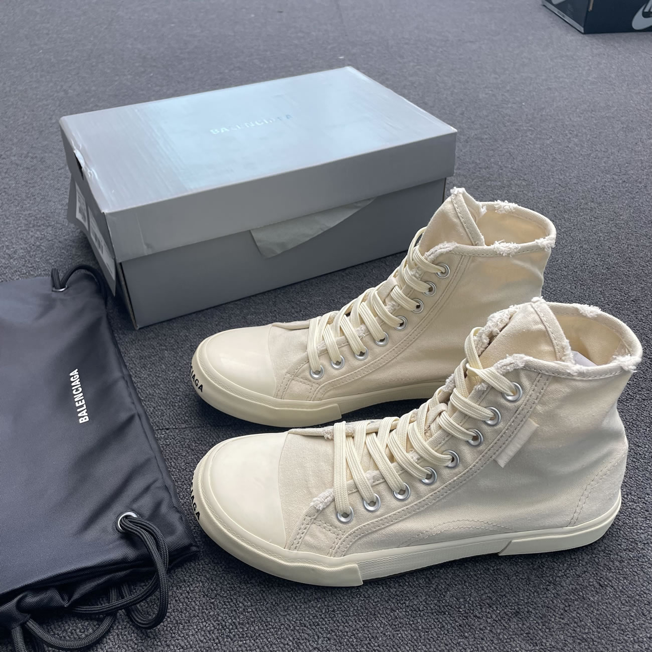 Balenciaga Paris High Top Black 688752w3rc11090 (32) - www.newkick.org