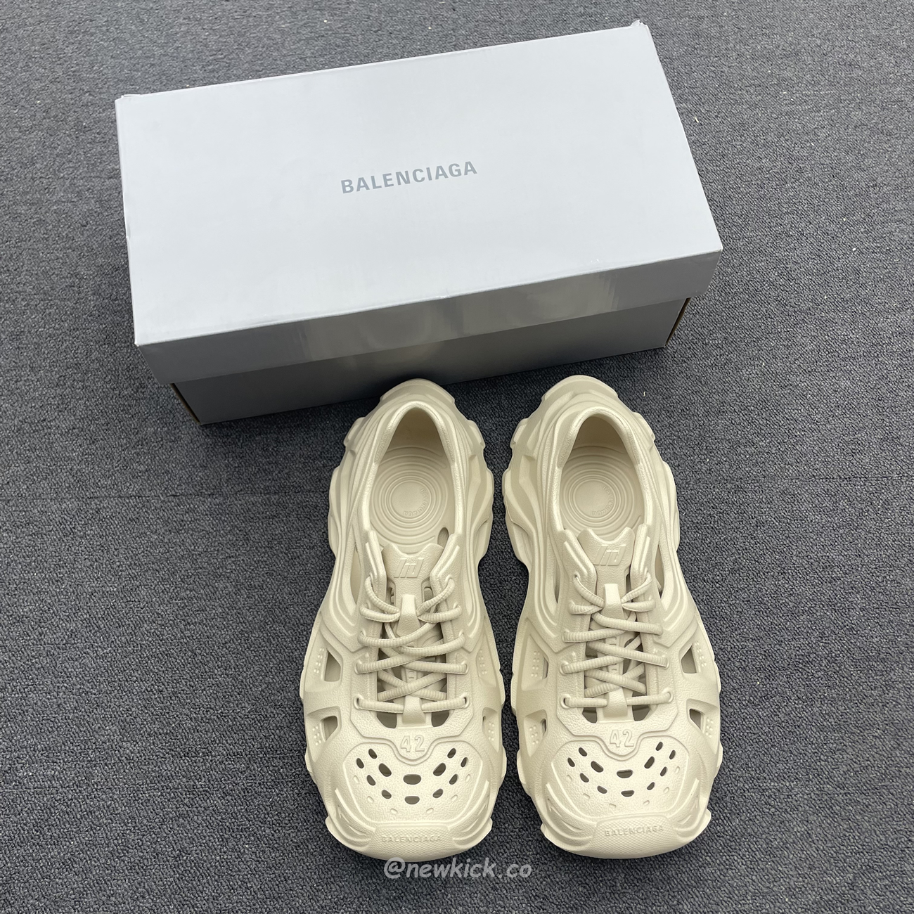 Balenciaga Hd Lace Up Black Beige (8) - www.newkick.org Balenciaga Hd Lace Up Black Beige (8) - www.newkick.org