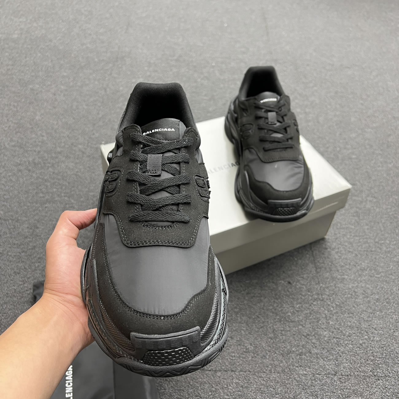 Balenciaga Triple S Nylon Black Bule 710157 W3cu1 1000 (16) - www.newkick.vip Balenciaga Triple S Nylon Black Bule 710157 W3cu1 1000 (16) - www.newkick.vip