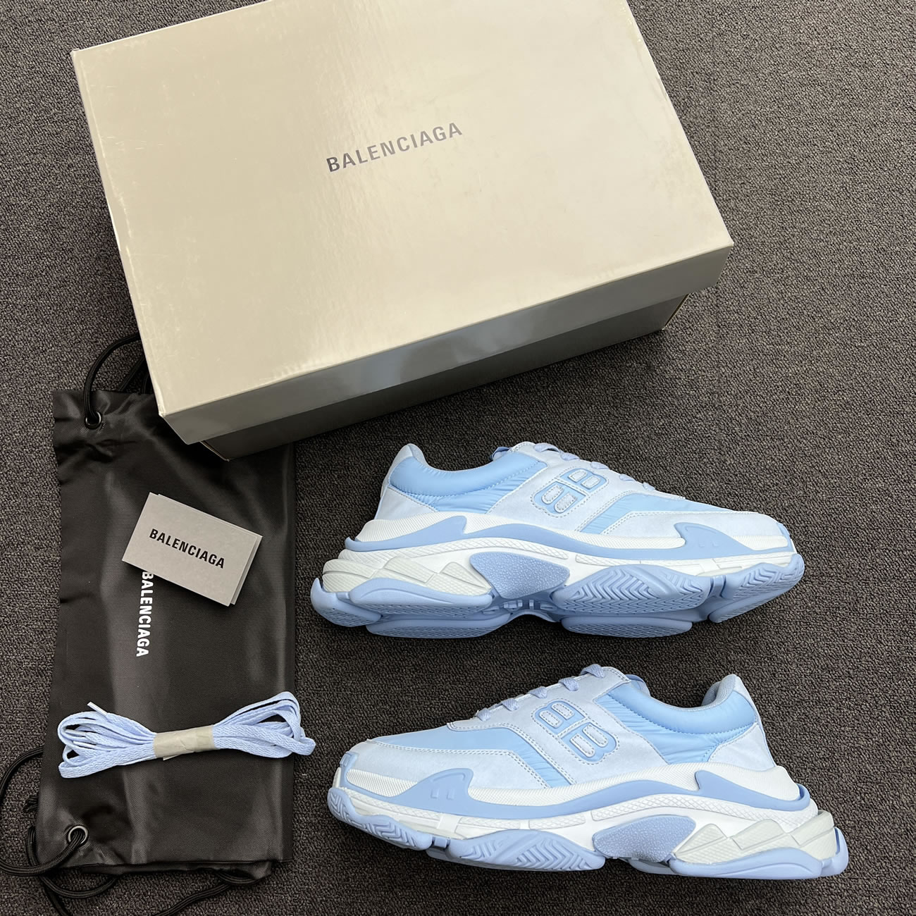 Balenciaga Triple S Nylon Black Bule 710157 W3cu1 1000 (8) - www.newkick.vip Balenciaga Triple S Nylon Black Bule 710157 W3cu1 1000 (8) - www.newkick.vip