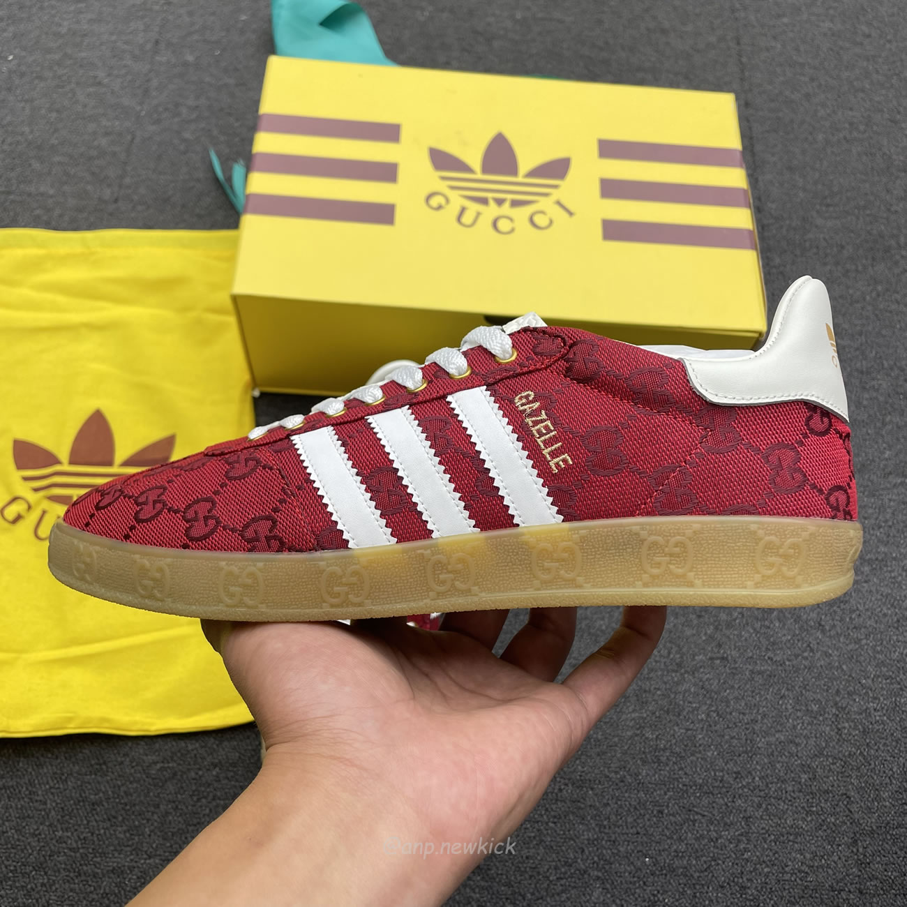 Adidas X Gucci Gazelle Original Gg Red 737967 Faaw3 6451 (4) - www.newkick.vip Adidas X Gucci Gazelle Original Gg Red 737967 Faaw3 6451 (4) - www.newkick.vip