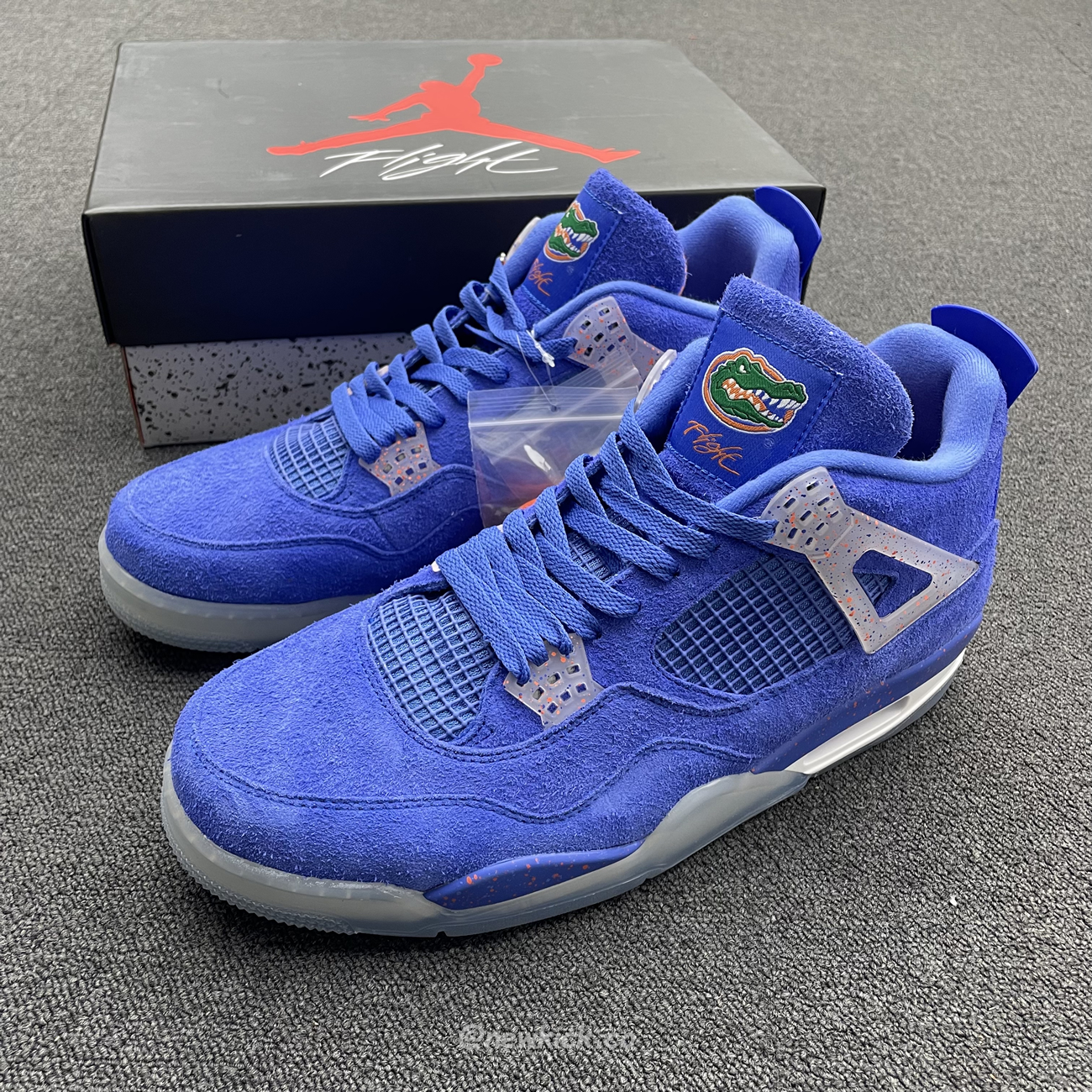 Air Jordan 4 Retro Florida Gators 904283 (2) - www.newkick.vip