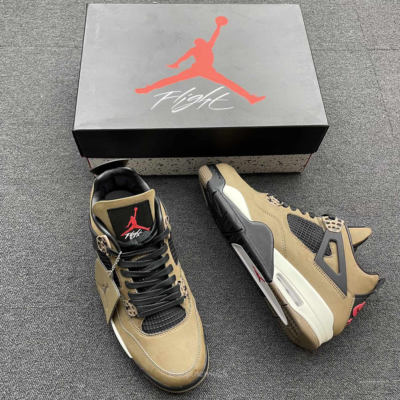 Air Jordan 4 X Travis Scott Olive Grey Black Aj4 882335 (6) - www.newkick.org Air Jordan 4 X Travis Scott Olive Grey Black Aj4 882335 (6) - www.newkick.org