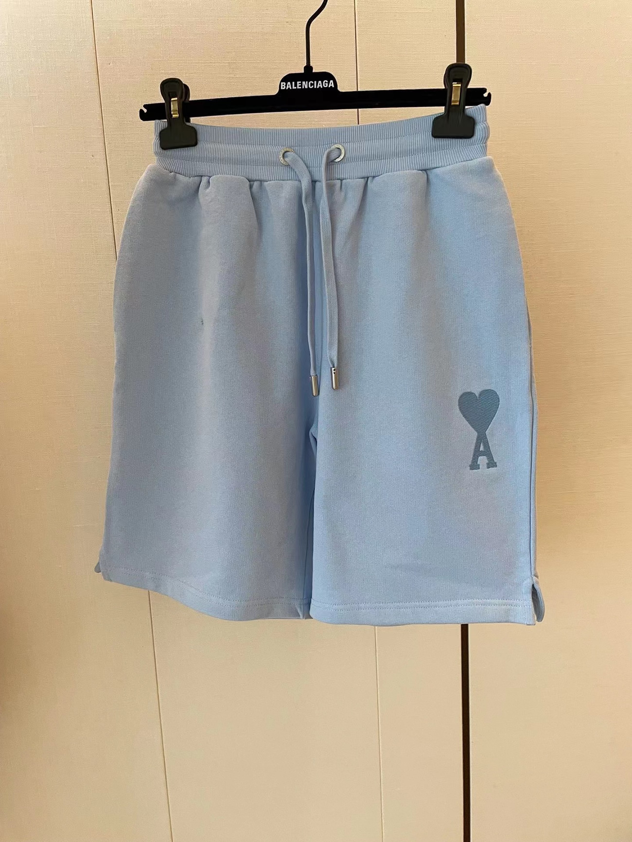 Ami Paris Logo Embroidered Sports Shorts (9) - www.newkick.org Ami Paris Logo Embroidered Sports Shorts (9) - www.newkick.org