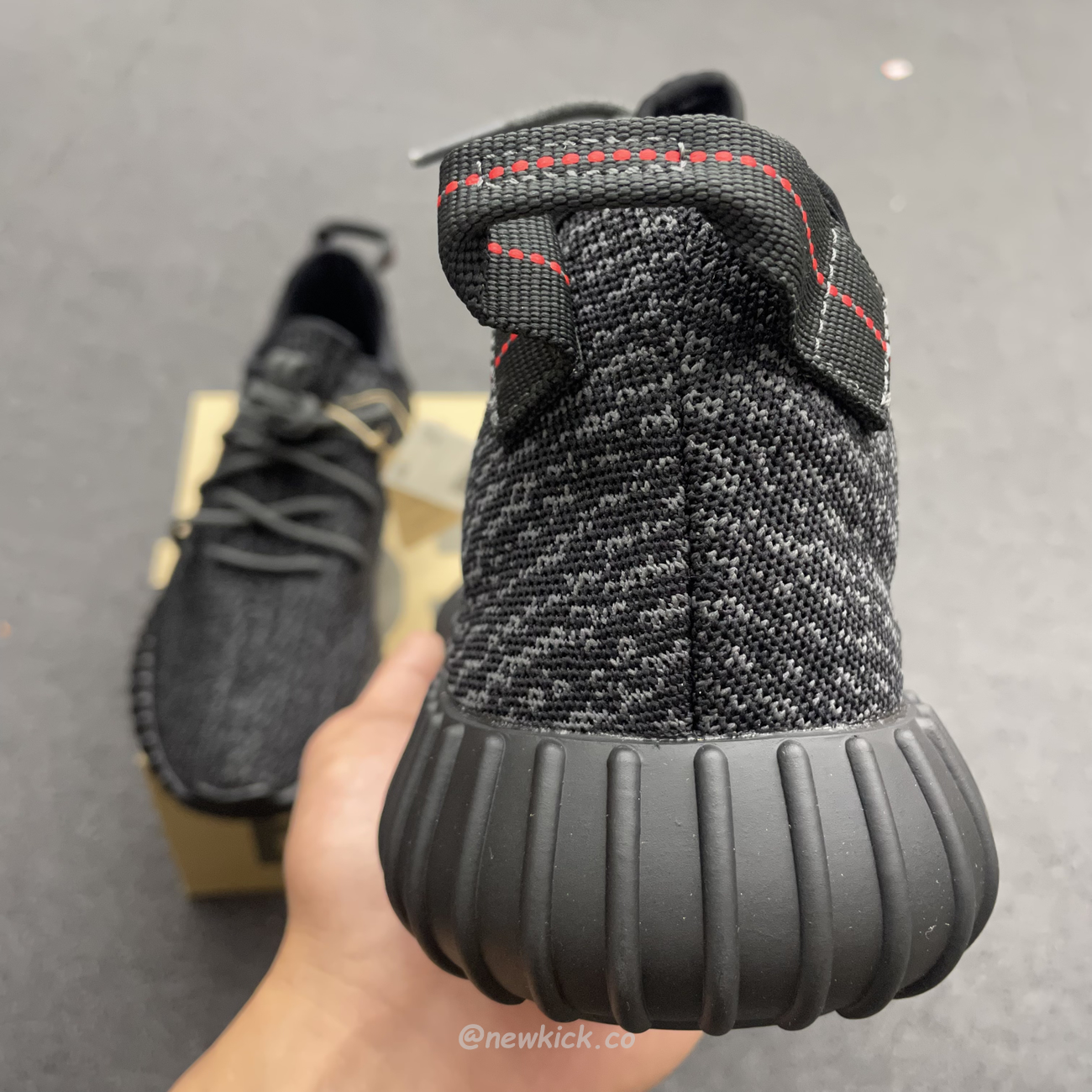 Adidas Yeezy Boost 350 Pirate Black Aq2659 (3) - www.newkick.org