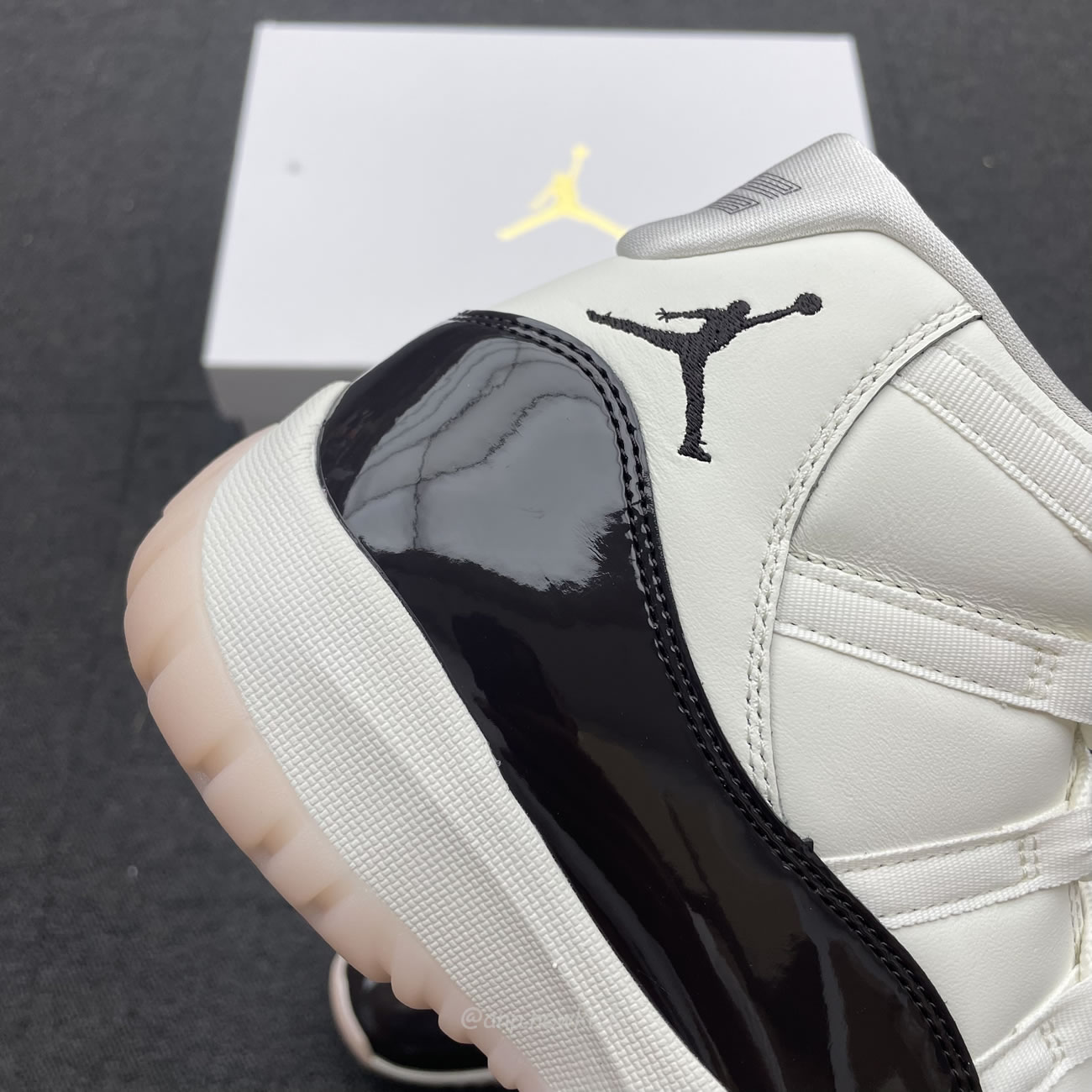 Air Jordan 11 Retro Neapolitan Ar0715 101 (8) - www.newkick.org Air Jordan 11 Retro Neapolitan Ar0715 101 (8) - www.newkick.org