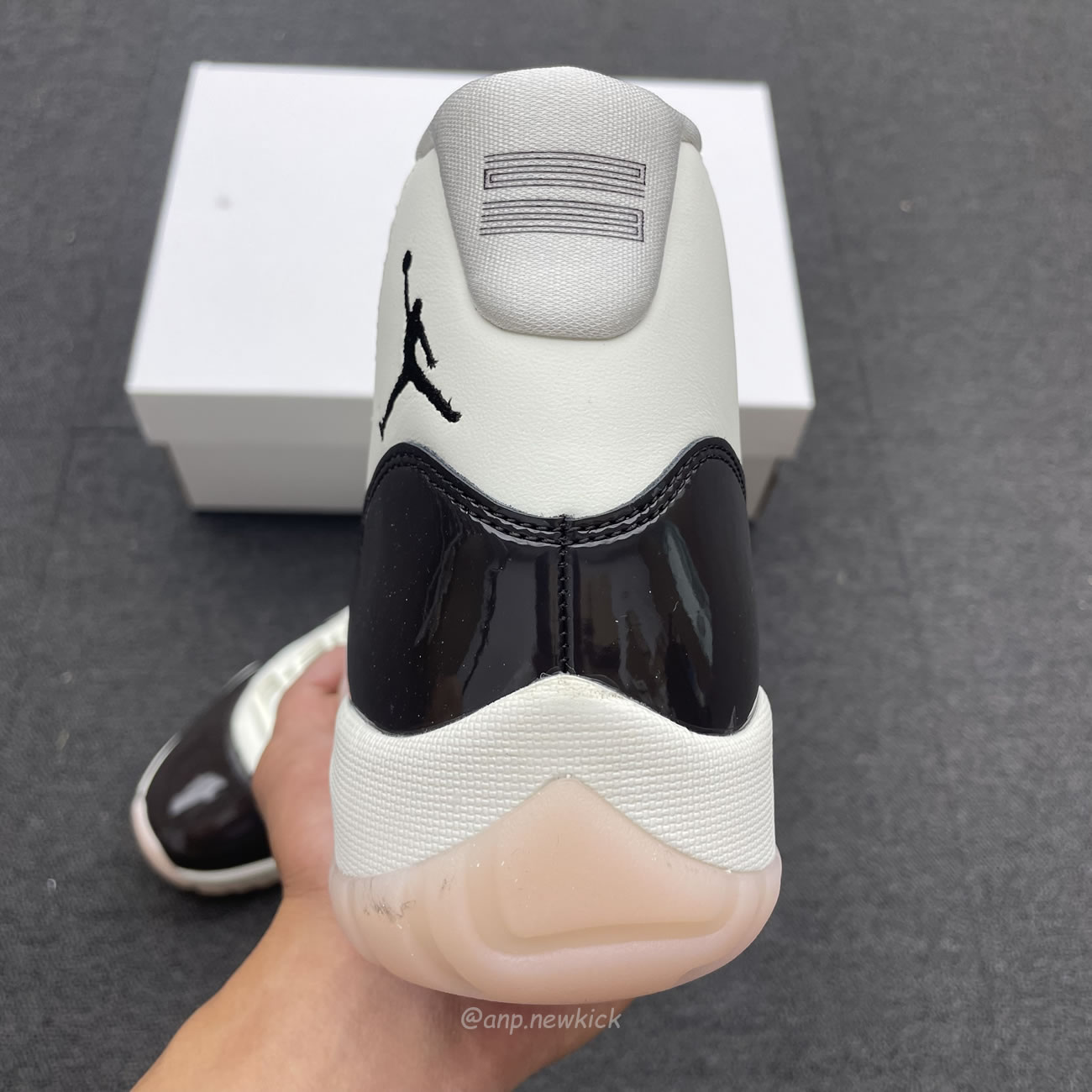 Air Jordan 11 Retro Neapolitan Ar0715 101 (9) - www.newkick.org Air Jordan 11 Retro Neapolitan Ar0715 101 (9) - www.newkick.org