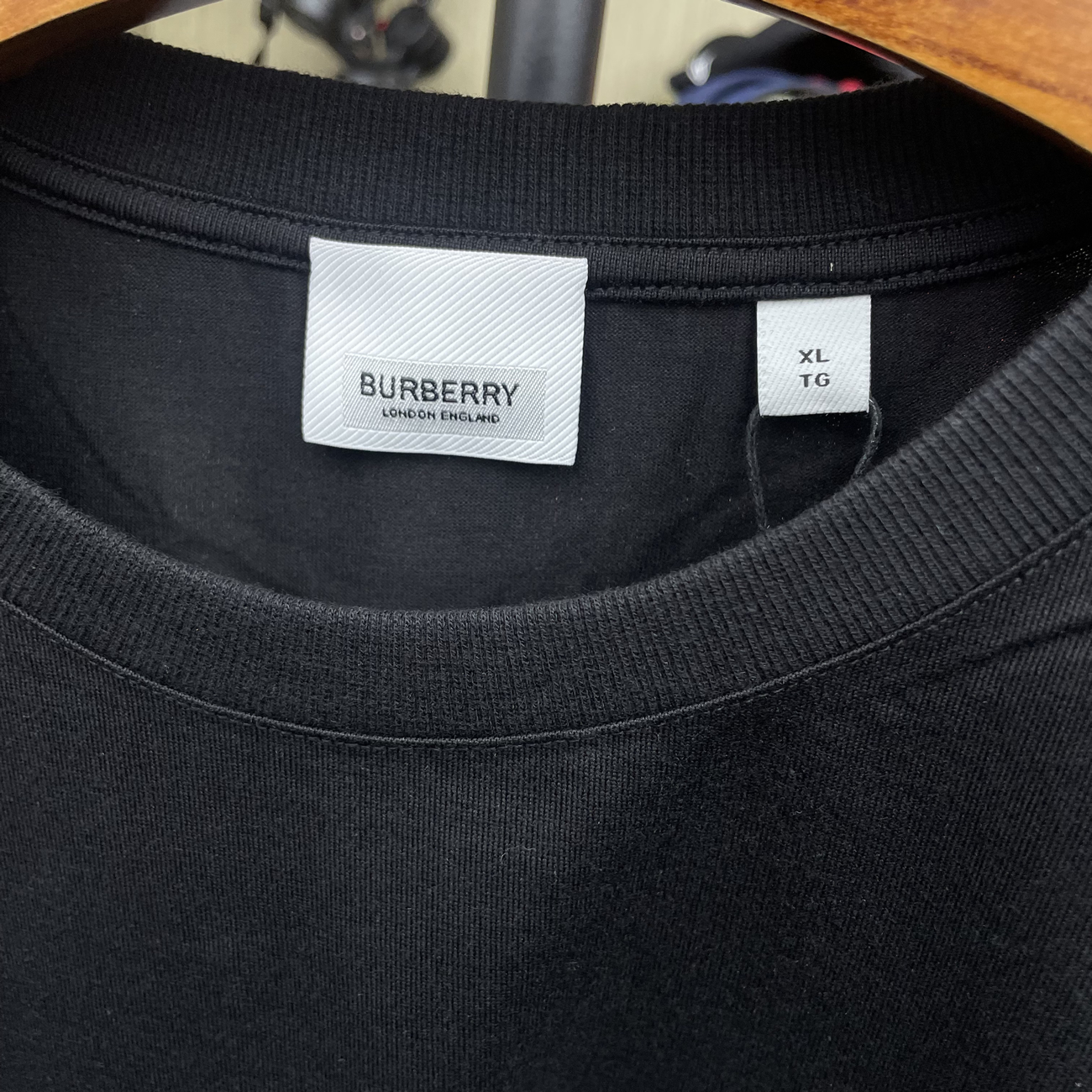 Burberry Logo Print Cotton Oversized T Shirt Black Blue White Aw22 (6) - www.newkick.org