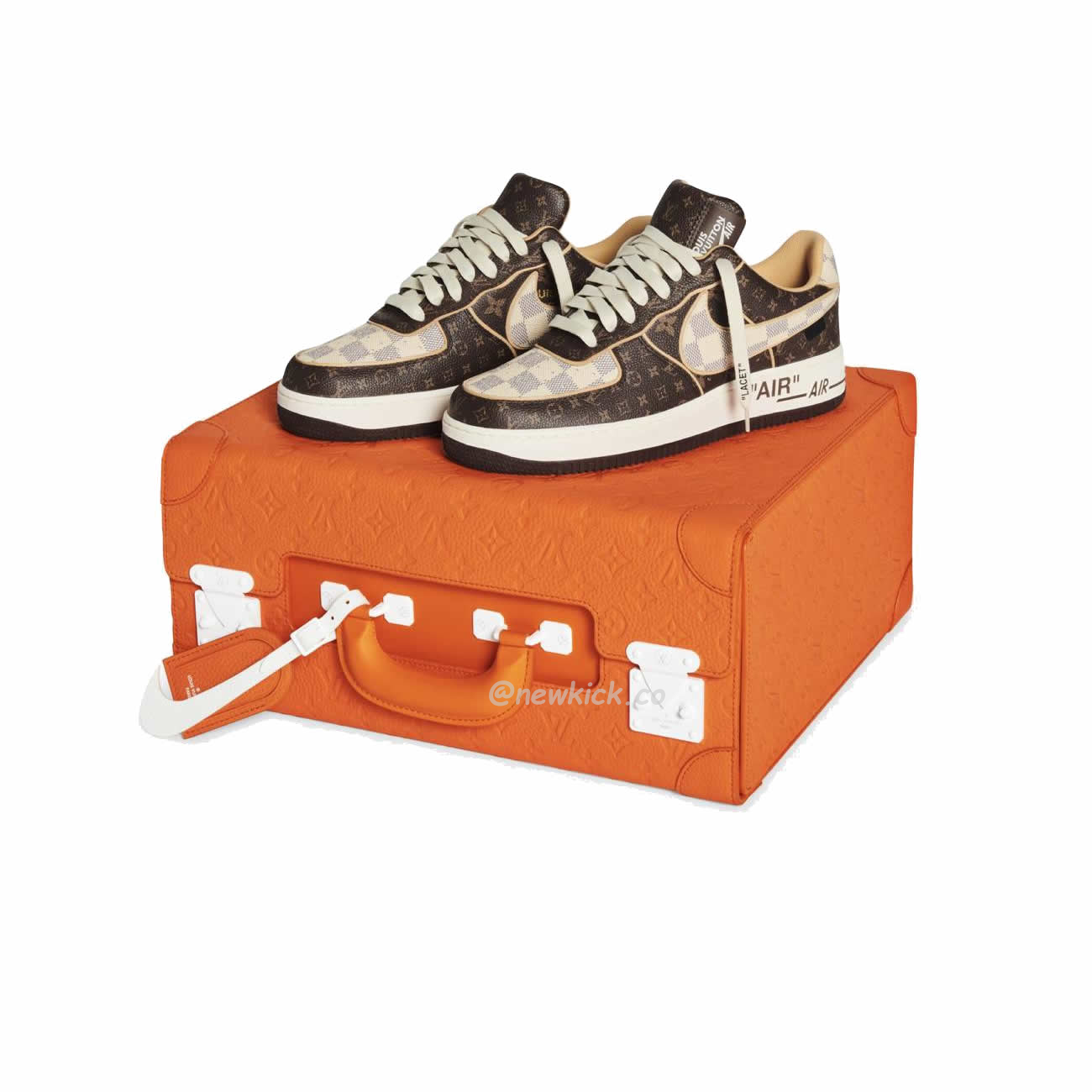 Nike Air Force 1 Low Louis Vuitton Monogram Brown Damier Azur (2) - www.newkick.org Nike Air Force 1 Low Louis Vuitton Monogram Brown Damier Azur (2) - www.newkick.org