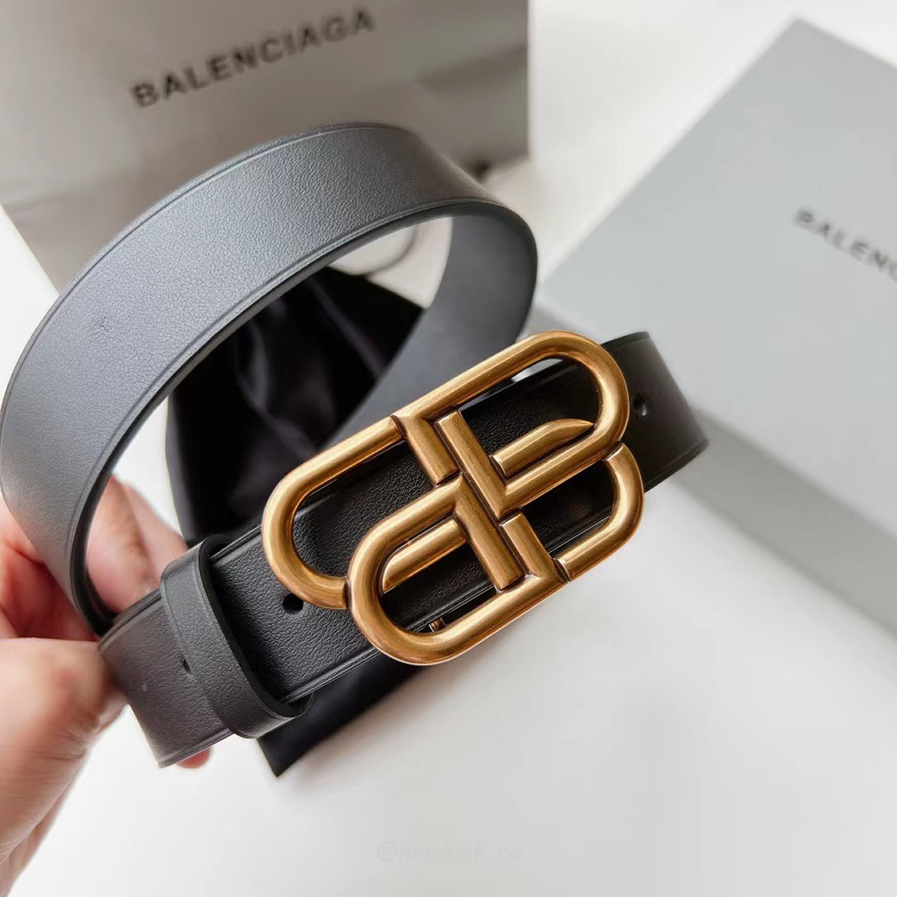 Balenciaga Bb Logo Belt (7) - www.newkick.org Balenciaga Bb Logo Belt (7) - www.newkick.org