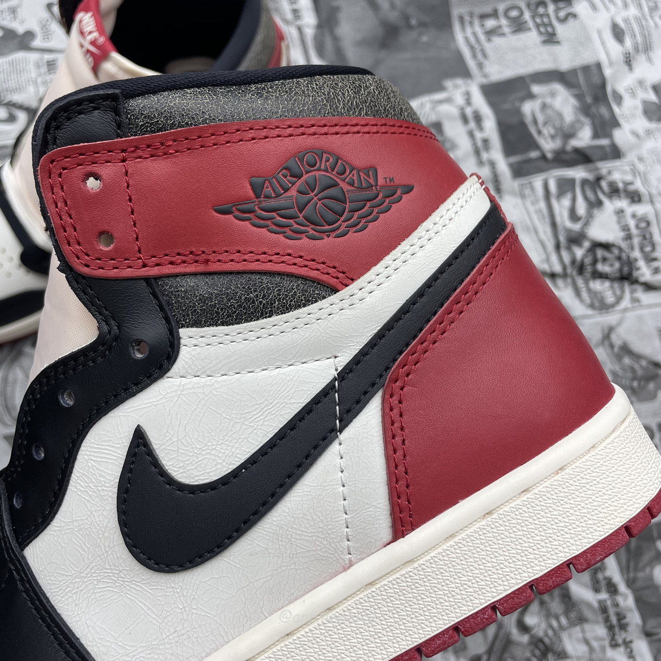 Air Jordan 1 Retro High Og Black Toe Chicago (3) - www.newkick.org Air Jordan 1 Retro High Og Black Toe Chicago (3) - www.newkick.org