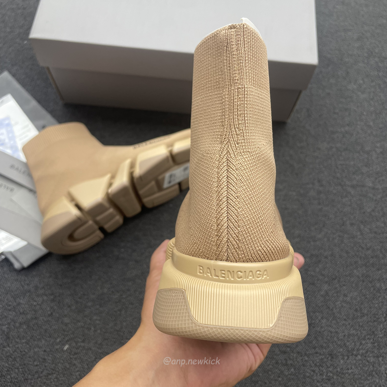 Balenciaga Speed 2.0 Beige Knit Sole Sock Sneakers (6) - www.newkick.vip Balenciaga Speed 2.0 Beige Knit Sole Sock Sneakers (6) - www.newkick.vip