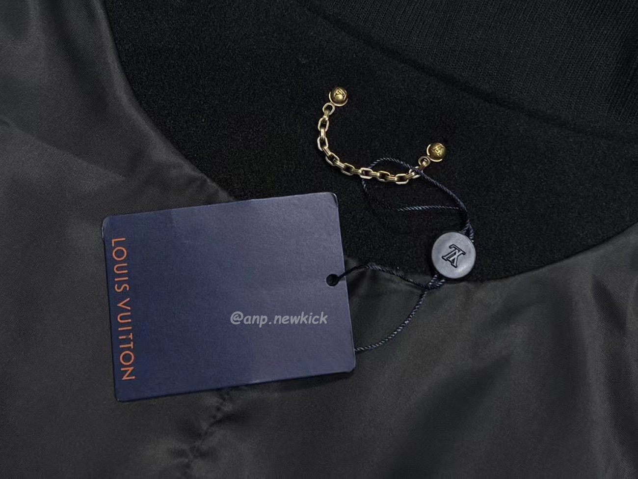 Louis Vuitton Dark Clown Reversible Men Panel Leather Baseball Jersey (7) - www.newkick.org Louis Vuitton Dark Clown Reversible Men Panel Leather Baseball Jersey (7) - www.newkick.org