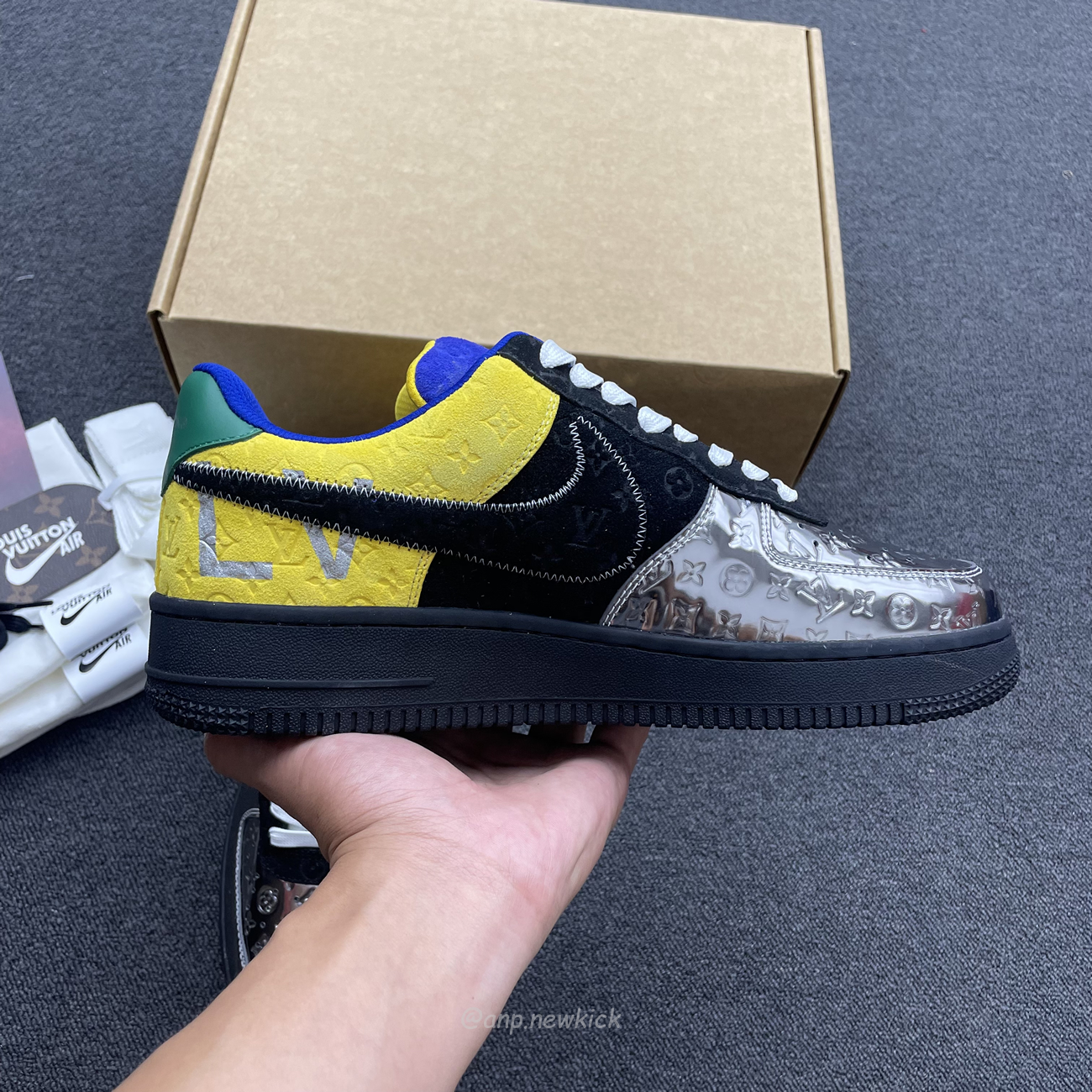Louis Vuitton Nike Air Force 1 Low By Virgil Abloh Black Metallic Silver (5) - www.newkick.org Louis Vuitton Nike Air Force 1 Low By Virgil Abloh Black Metallic Silver (5) - www.newkick.org