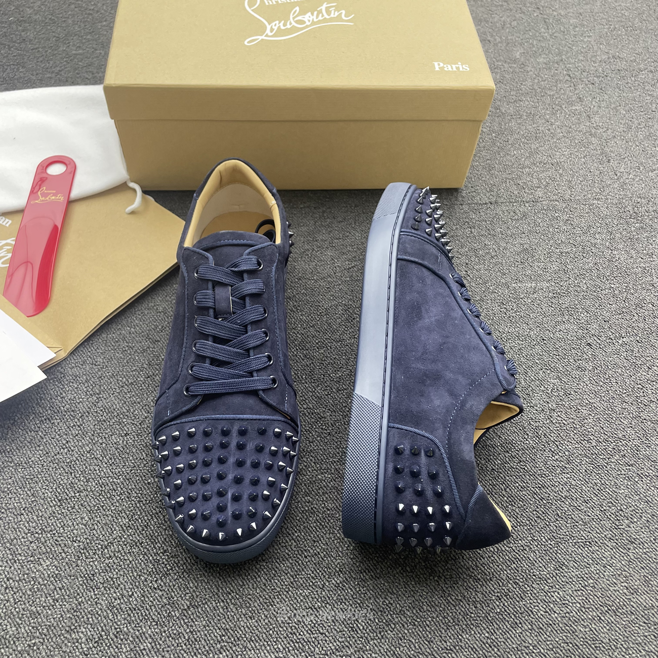 Christian Louboutin Rivet Shoe Blue Suede Calf (4) - www.newkick.org Christian Louboutin Rivet Shoe Blue Suede Calf (4) - www.newkick.org