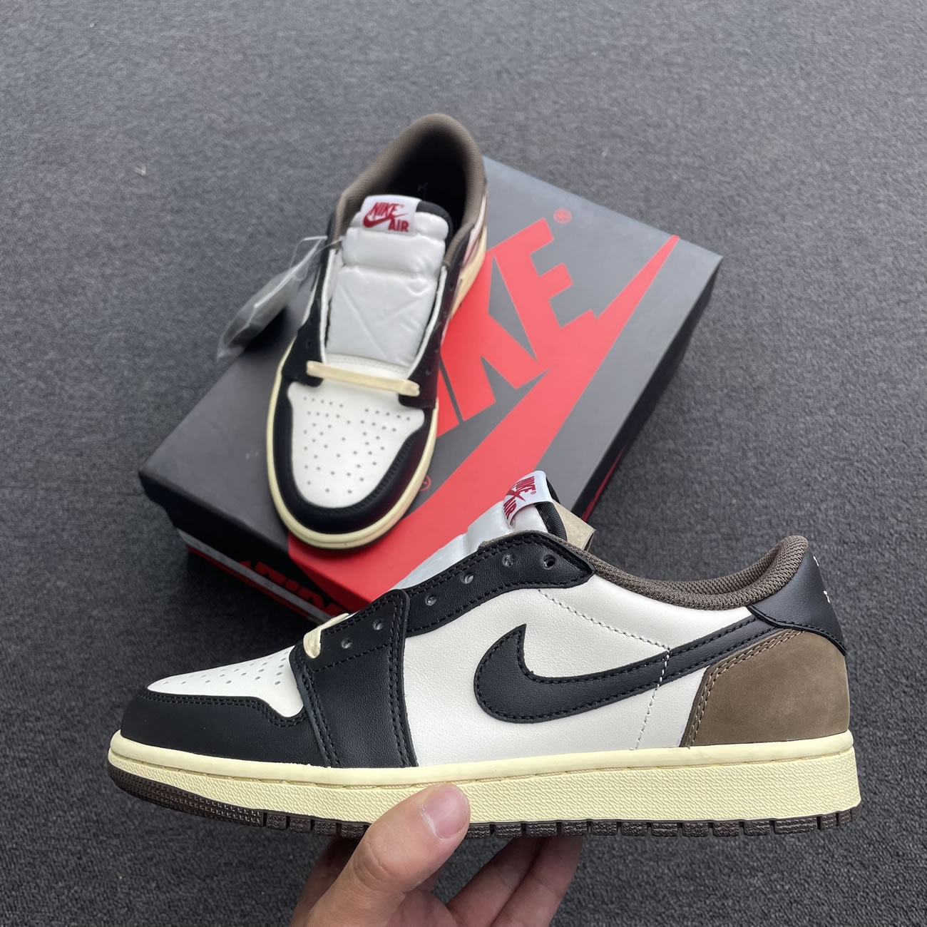 Air Jordan 1 Low Cq4277 105 (5) - www.newkick.vip Air Jordan 1 Low Cq4277 105 (5) - www.newkick.vip