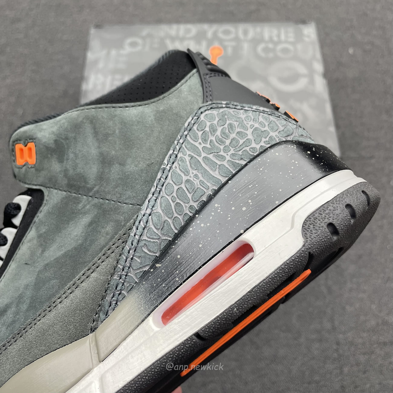 Air Jordan 3 Retro Fear Pack Ct8532 080 (9) - www.newkick.org Air Jordan 3 Retro Fear Pack Ct8532 080 (9) - www.newkick.org