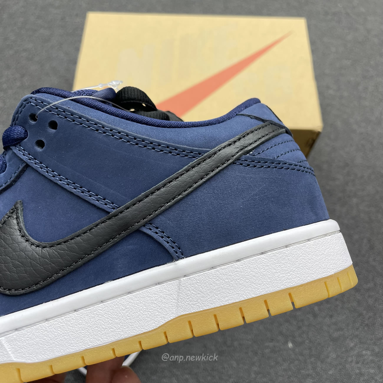 Nike Sb Dunk Low Navy Black Gum Cw7463 401 (4) - www.newkick.org Nike Sb Dunk Low Navy Black Gum Cw7463 401 (4) - www.newkick.org
