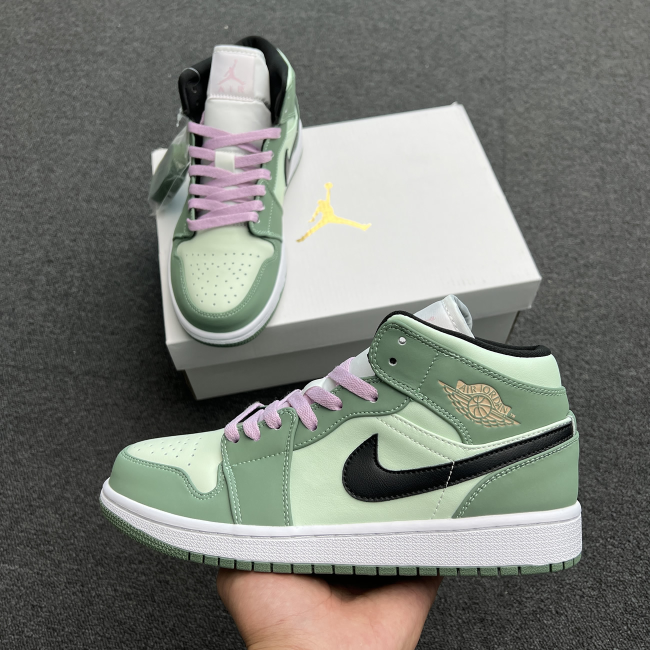 Air Jordan 1 Mid Dutch Green W Cz0774 300 (7) - www.newkick.org