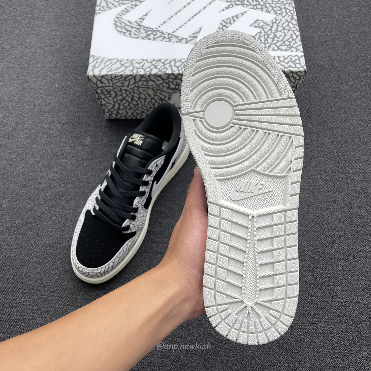 Air Jordan 1 Retro Low Og Black Cement Cz0790 001 (14) - www.newkick.org