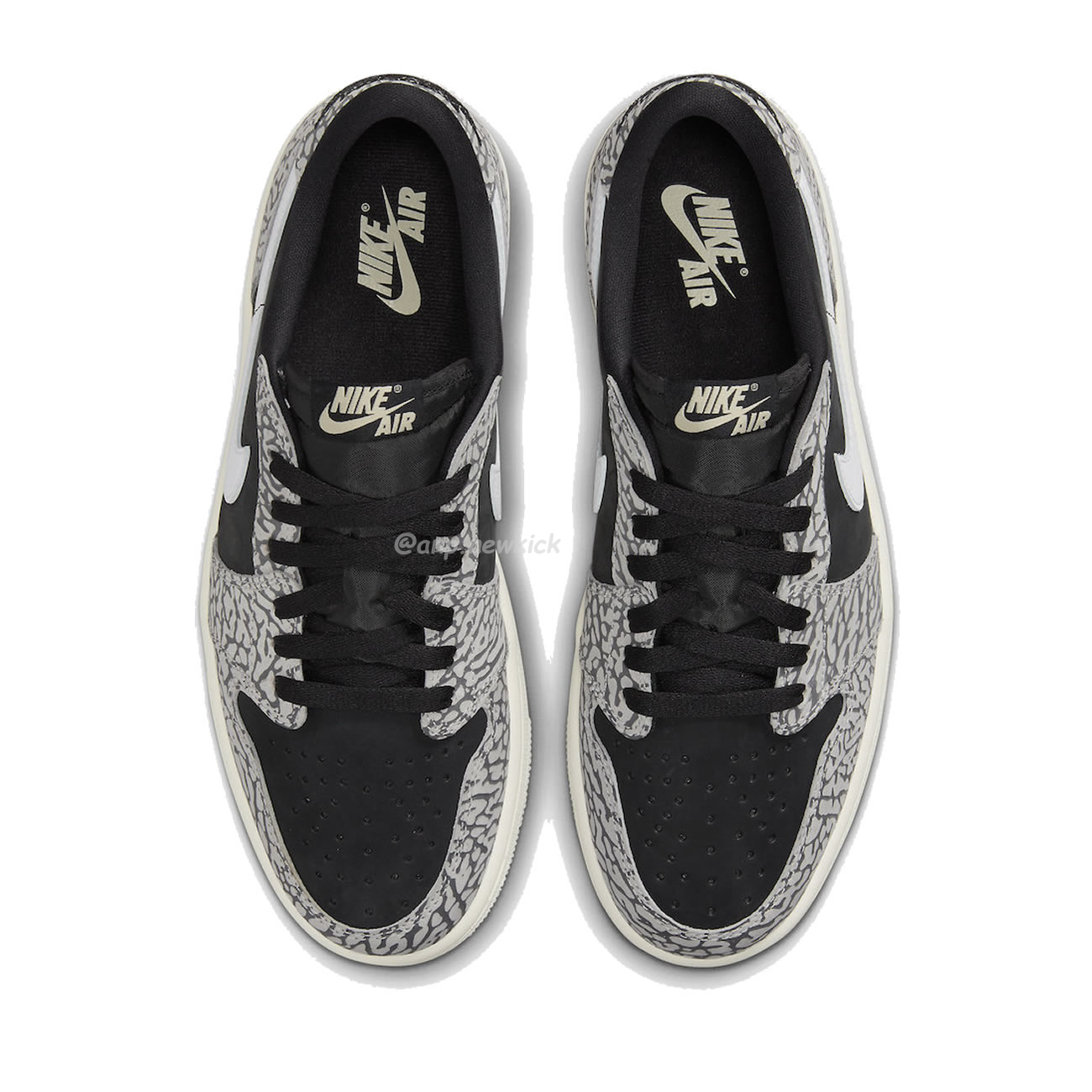 Air Jordan 1 Retro Low Og Black Cement Cz0790 001 (9) - www.newkick.org