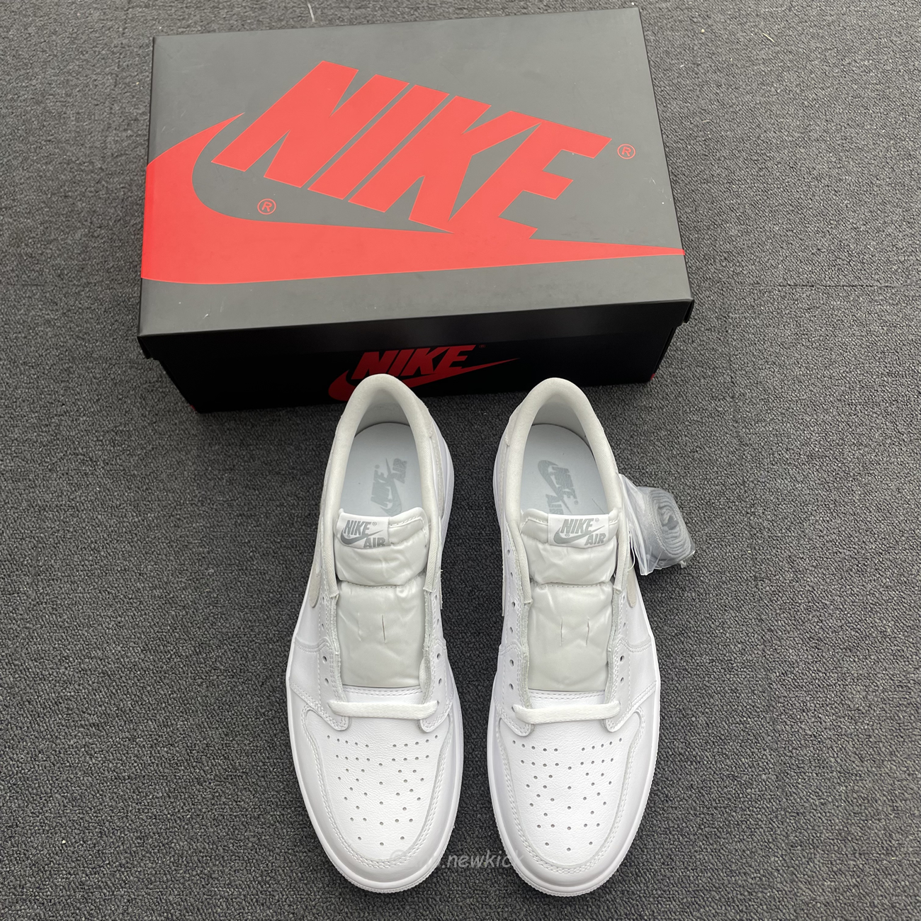Air Jordan 1 Low Og Neutral Grey Cz0790 100 (13) - www.newkick.org