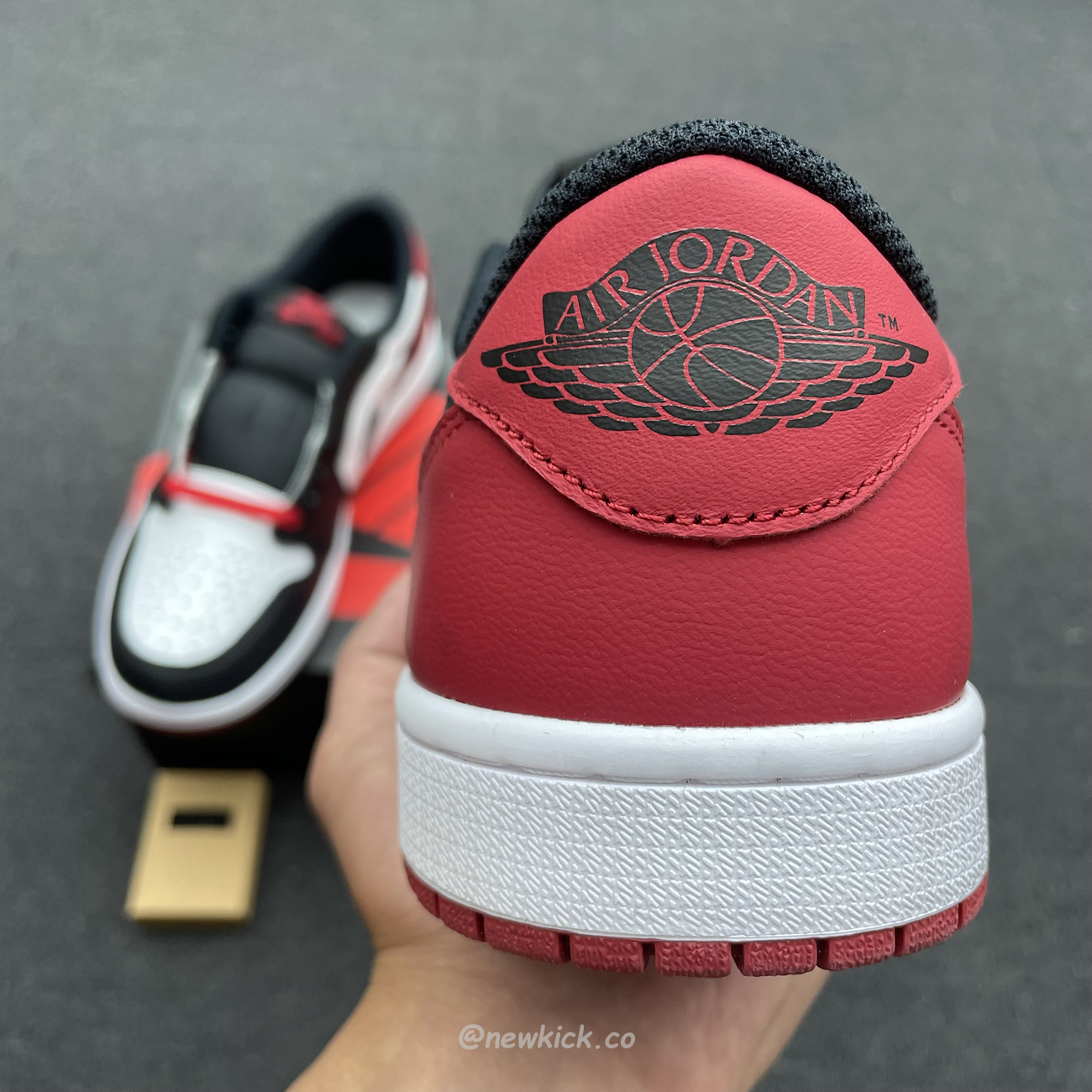 Air Jordan 1 Retro Low Og Black Toe Cz0790 106 (23) - www.newkick.org