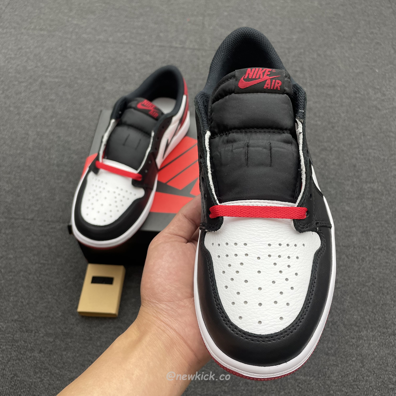 Air Jordan 1 Retro Low Og Black Toe Cz0790 106 (25) - www.newkick.org