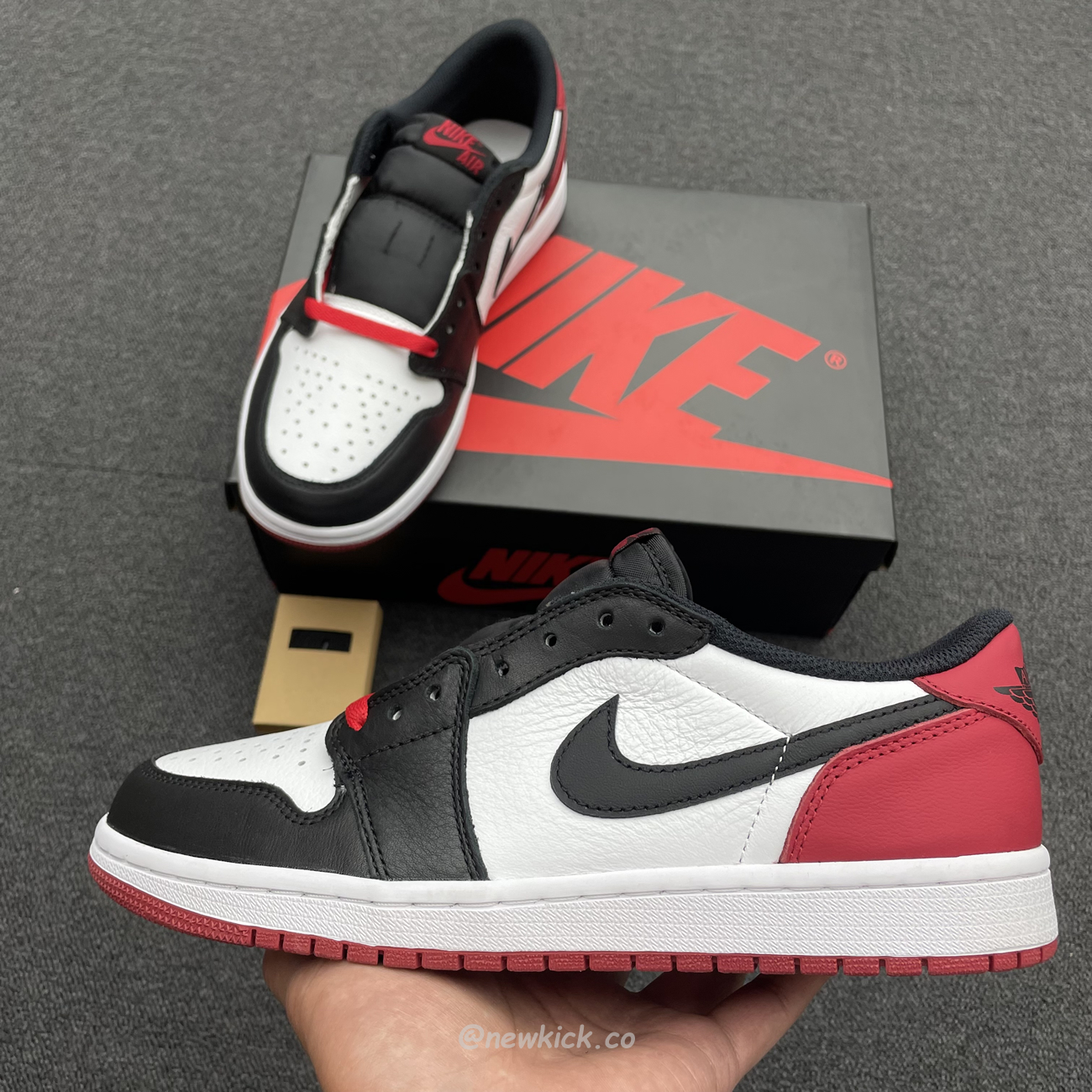 Air Jordan 1 Retro Low Og Black Toe Cz0790 106 (26) - www.newkick.org