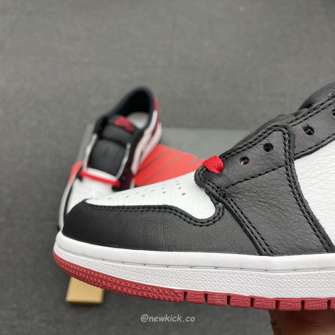 Air Jordan 1 Retro Low Og Black Toe Cz0790 106 (28) - www.newkick.org