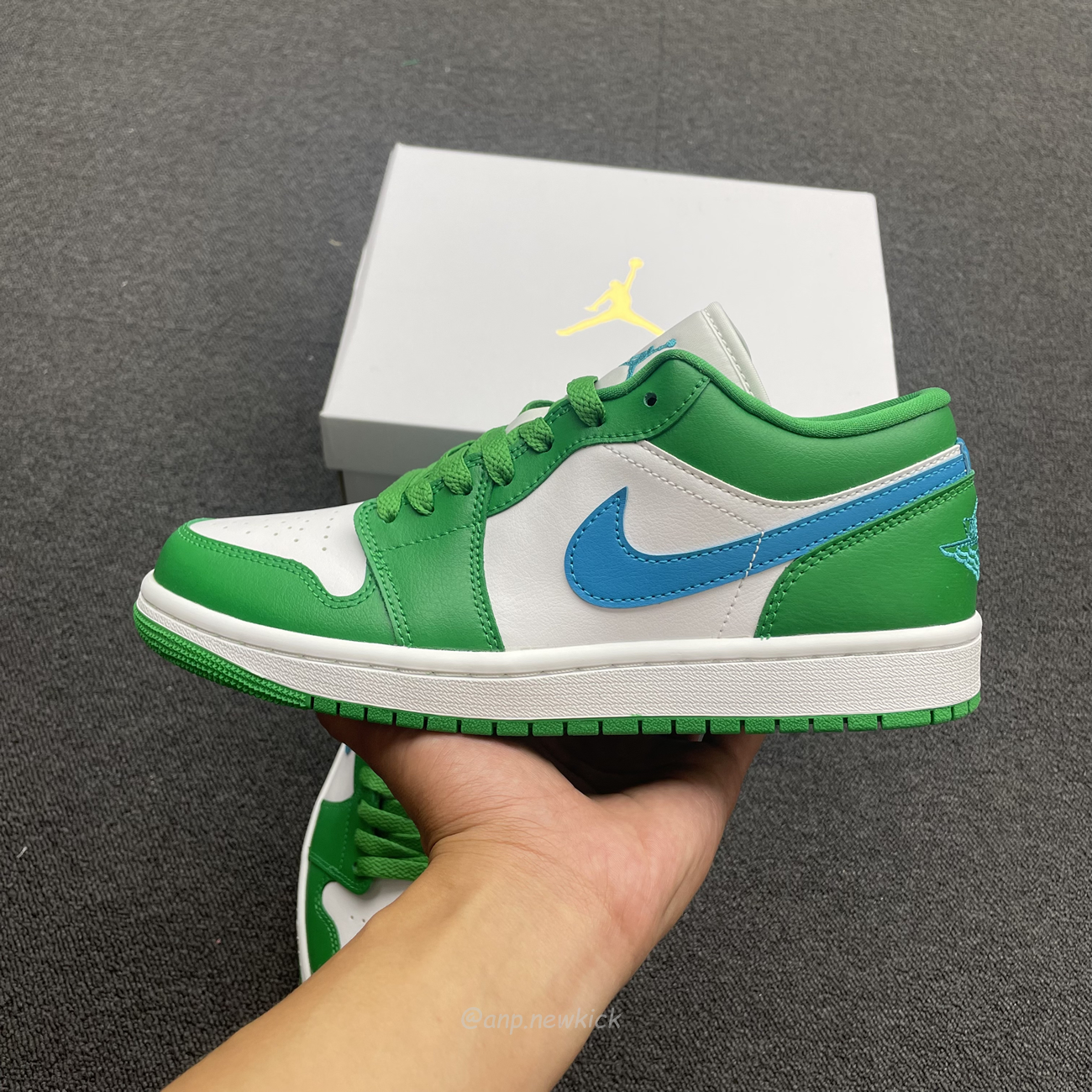 Air Jordan 1 Low Lucky Green Aquatone Dc0774 304 (6) - www.newkick.org Air Jordan 1 Low Lucky Green Aquatone Dc0774 304 (6) - www.newkick.org