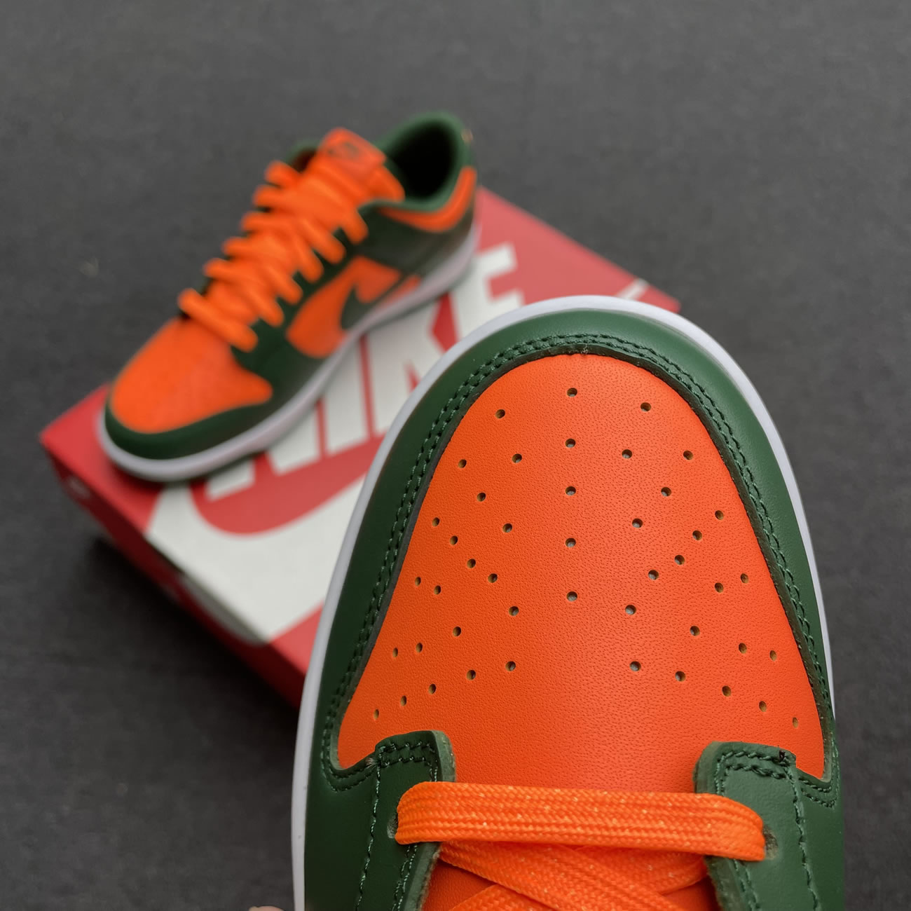 Nike Dunk Low Miami Hurricanes Dd1391 300 (8) - www.newkick.org Nike Dunk Low Miami Hurricanes Dd1391 300 (8) - www.newkick.org