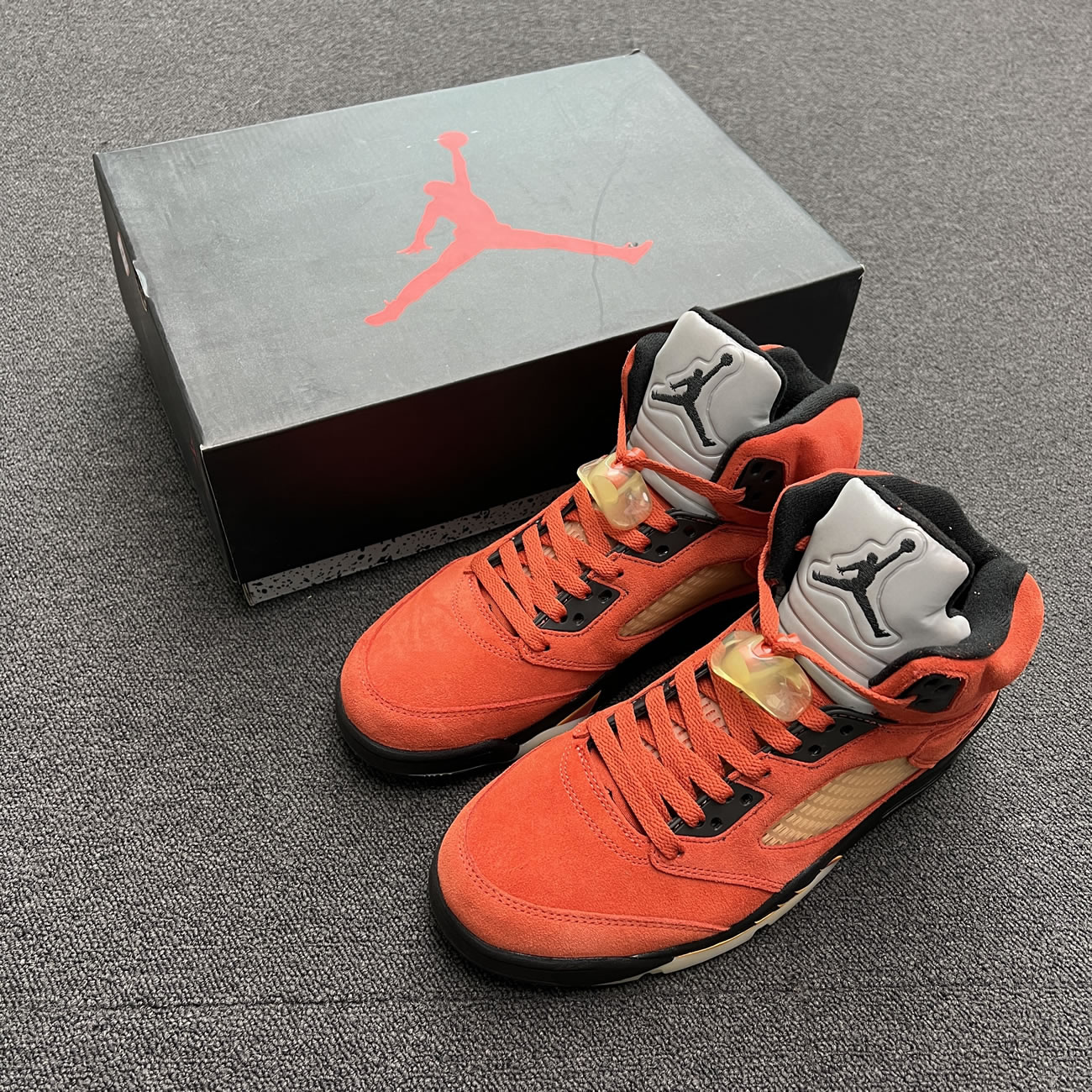 Air Jordan 5 Dunk On Mars Dd9336 800 (9) - www.newkick.vip Air Jordan 5 Dunk On Mars Dd9336 800 (9) - www.newkick.vip