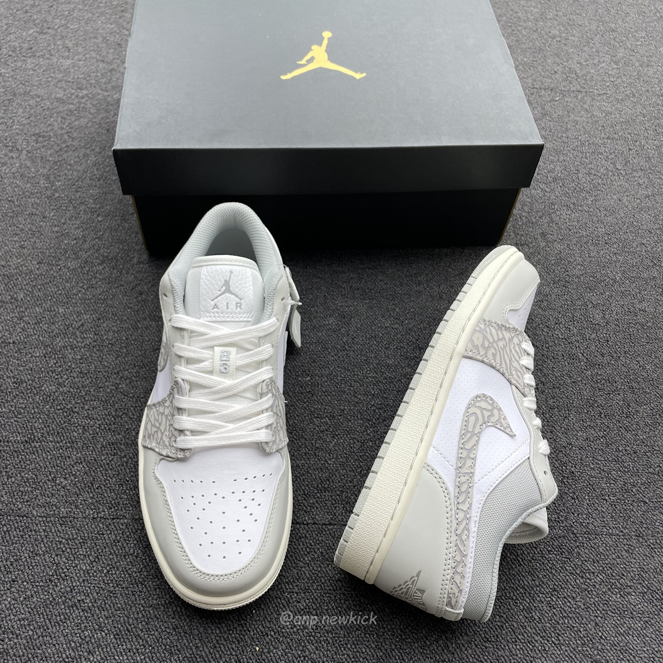 Air Jordan 1 Low Prm Smoke Grey Elephant Dh4269 100 (10) - www.newkick.vip Air Jordan 1 Low Prm Smoke Grey Elephant Dh4269 100 (10) - www.newkick.vip