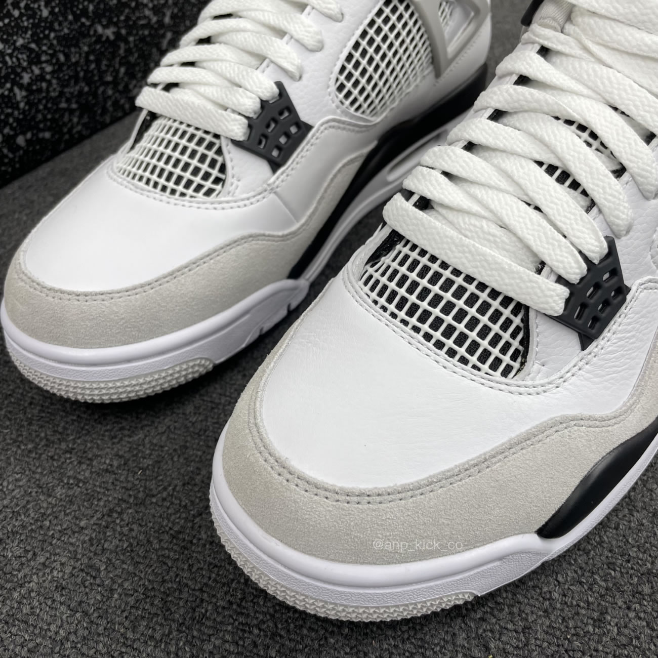 Air Jordan4 Military Black 118 - www.newkick.org