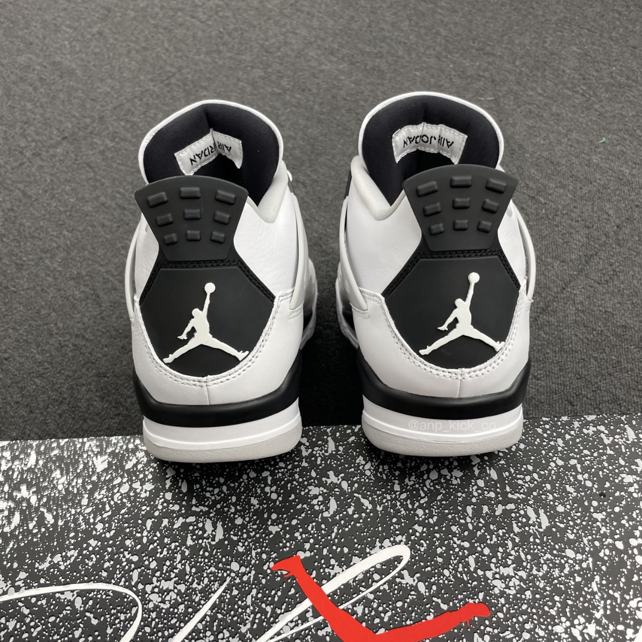 Air Jordan4 Military Black 17 - www.newkick.org