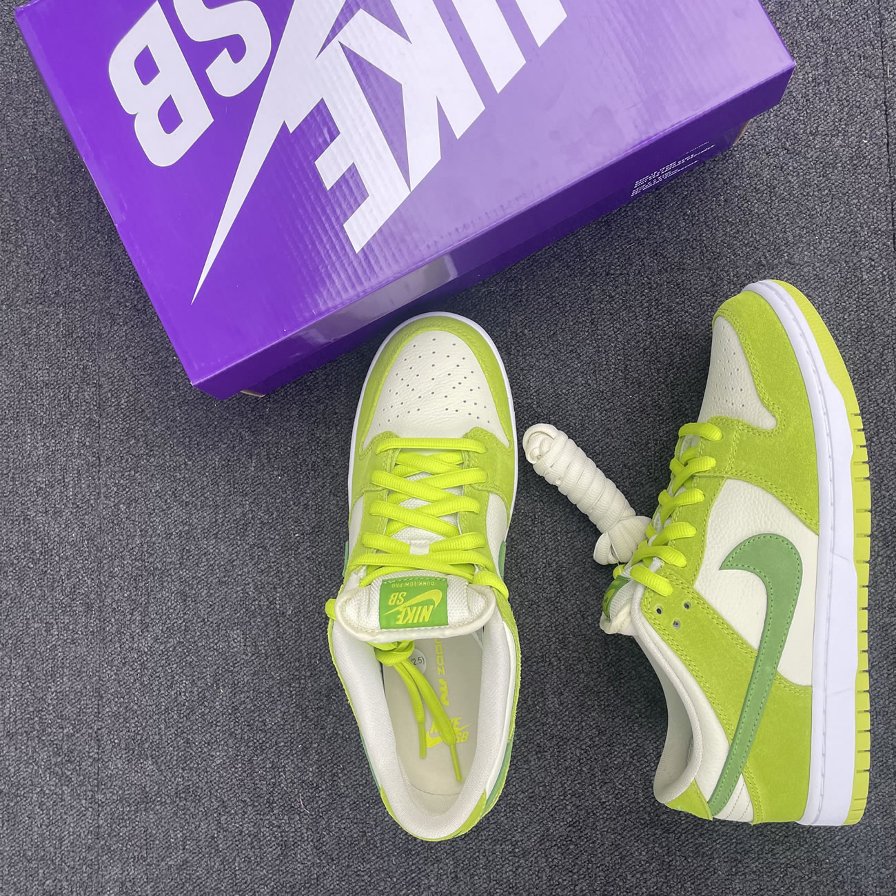 Nike Sb Skateboard Dunk Low Pro Green Apple Dm0807 300 (6) - www.newkick.org
