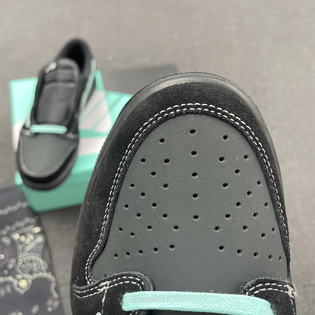 Air Jordan 1 Low Dazzles With Tiffany Cus Travis Dm7866 311 (5) - www.newkick.vip Air Jordan 1 Low Dazzles With Tiffany Cus Travis Dm7866 311 (5) - www.newkick.vip