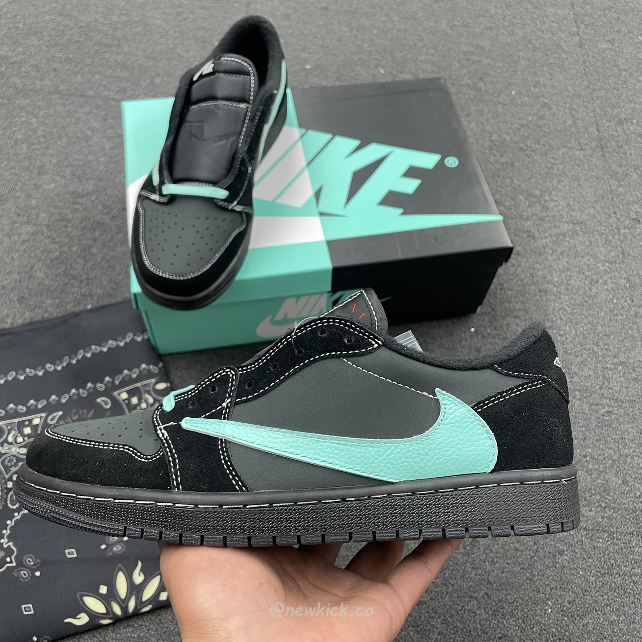 Air Jordan 1 Low Dazzles With Tiffany Cus Travis Dm7866 311 (8) - www.newkick.vip Air Jordan 1 Low Dazzles With Tiffany Cus Travis Dm7866 311 (8) - www.newkick.vip