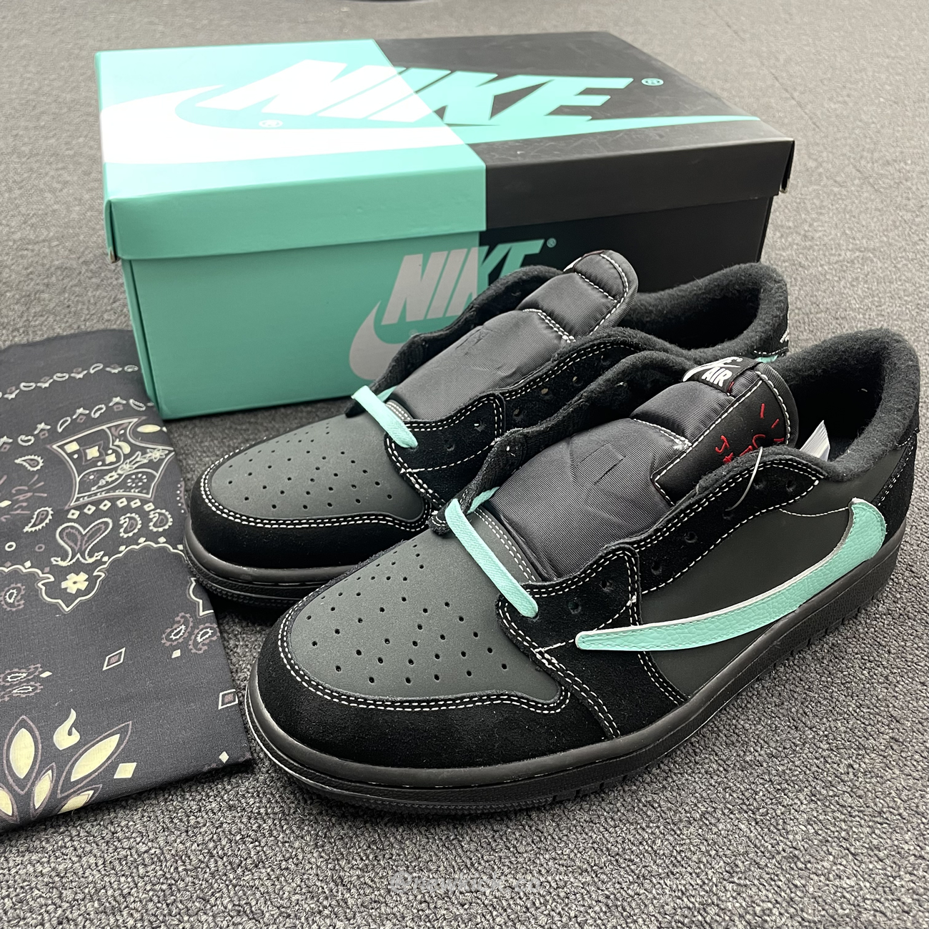 Air Jordan 1 Low Dazzles With Tiffany Cus Travis Dm7866 311 (9) - www.newkick.vip Air Jordan 1 Low Dazzles With Tiffany Cus Travis Dm7866 311 (9) - www.newkick.vip