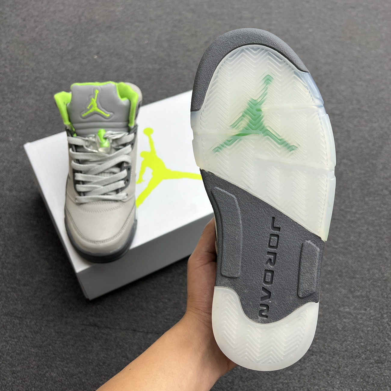 Air Jordan 5 Retro Green Bean 2022 Dm9014 003 (12) - www.newkick.vip Air Jordan 5 Retro Green Bean 2022 Dm9014 003 (12) - www.newkick.vip