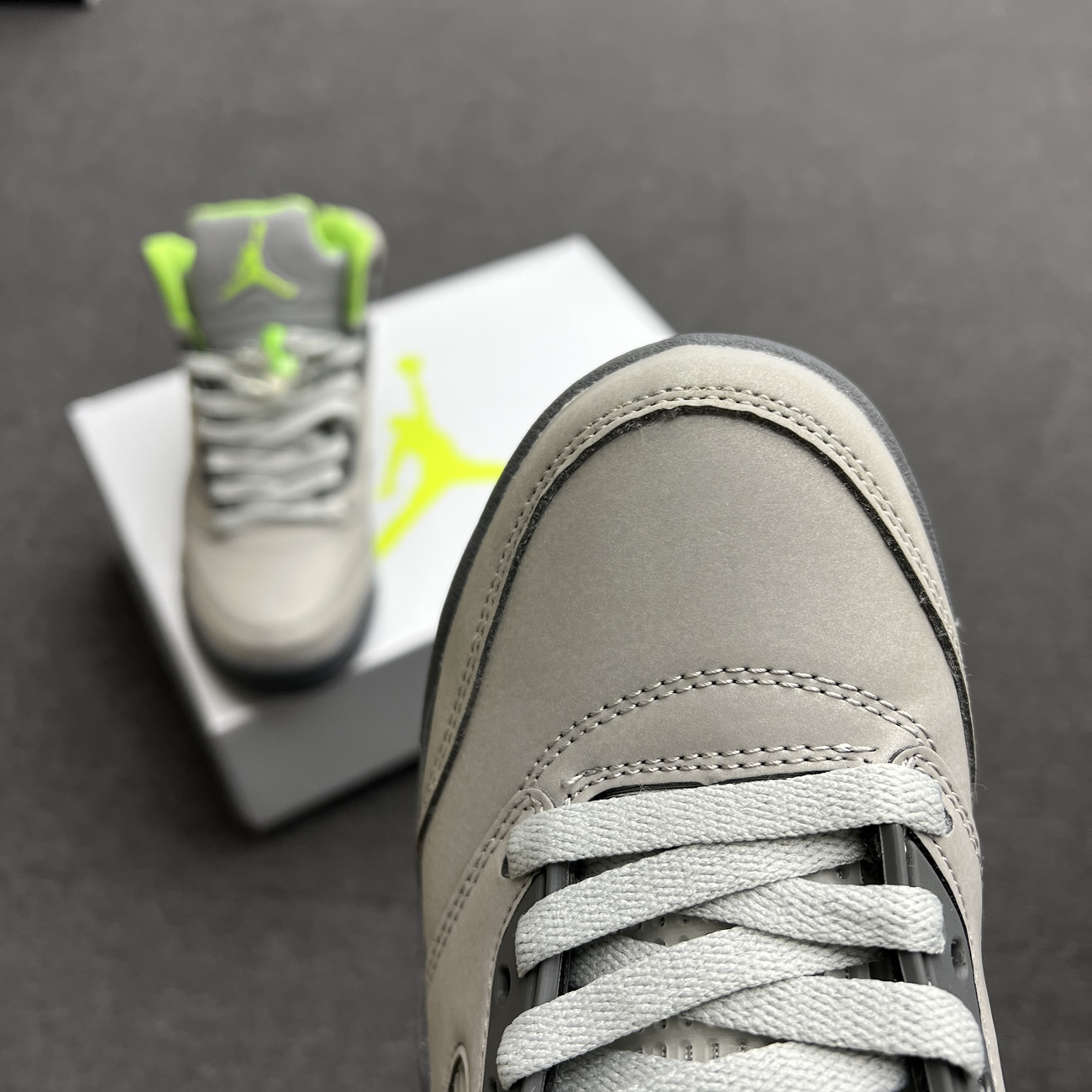 Air Jordan 5 Retro Green Bean 2022 Dm9014 003 (8) - www.newkick.vip Air Jordan 5 Retro Green Bean 2022 Dm9014 003 (8) - www.newkick.vip