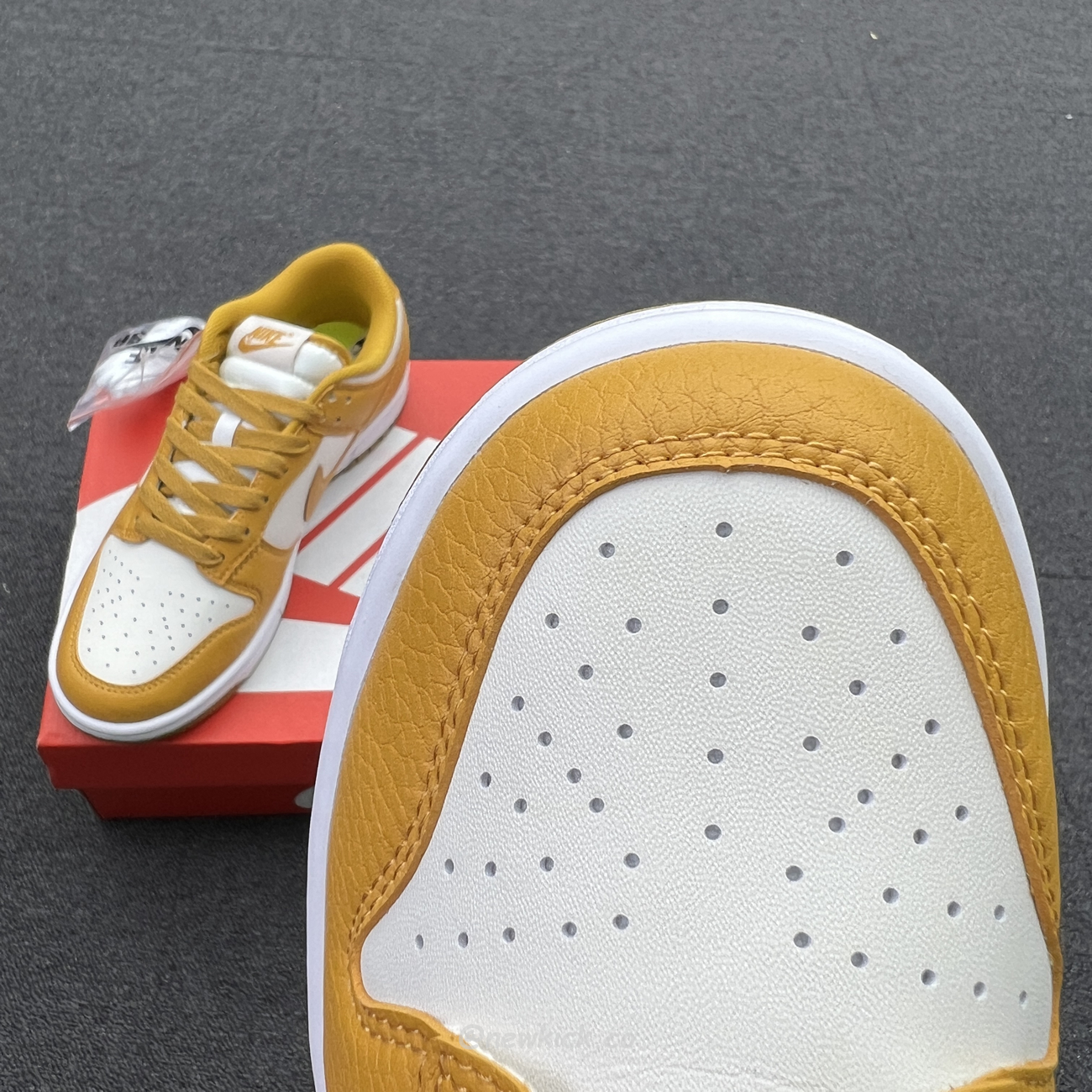 Nike Dunk Low Next Nature Phantom Gold Suede Dn1431 001 (14) - www.newkick.org