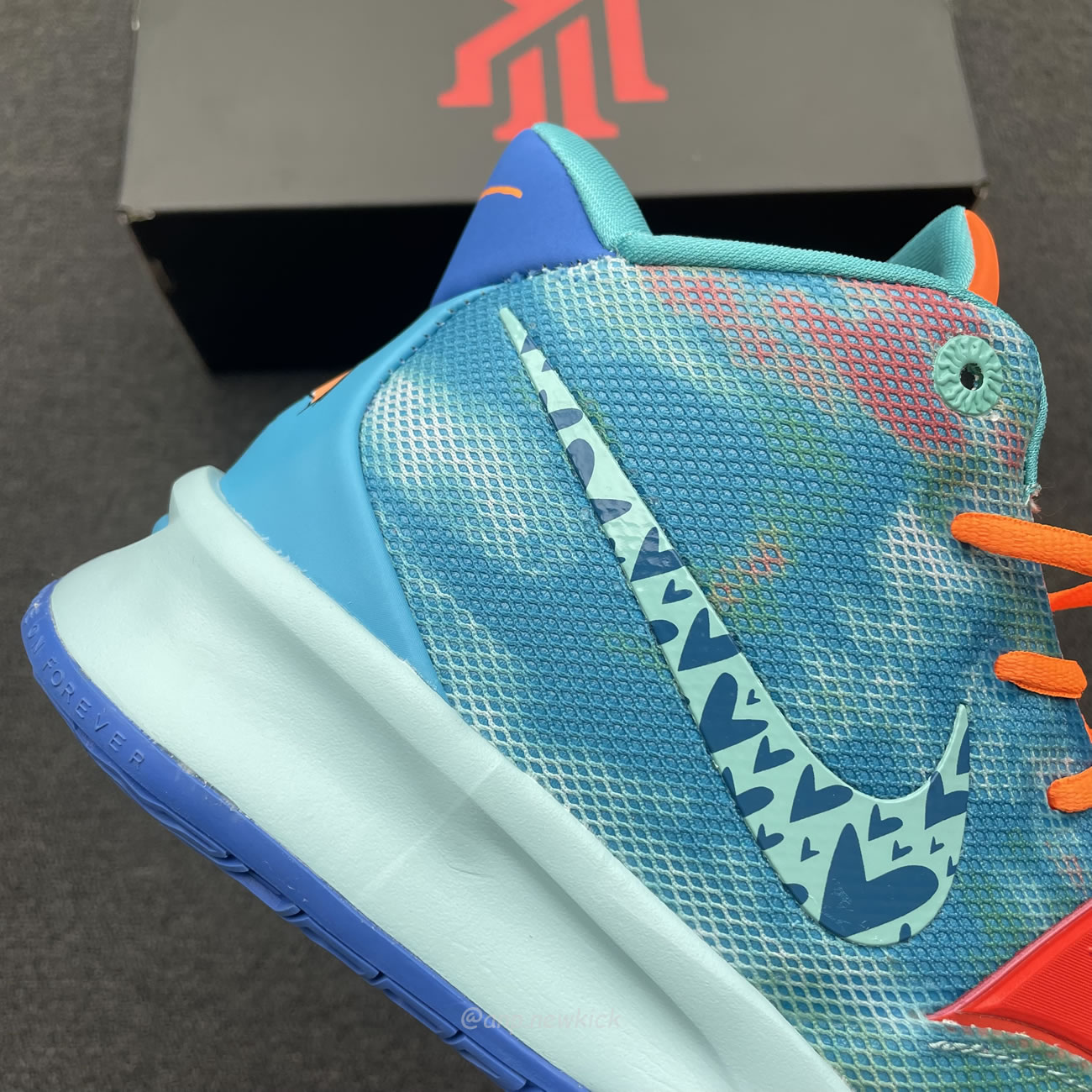 Nike Kyrie 7 Sneaker Room Fire And Water Do5360 900 (5) - www.newkick.org Nike Kyrie 7 Sneaker Room Fire And Water Do5360 900 (5) - www.newkick.org